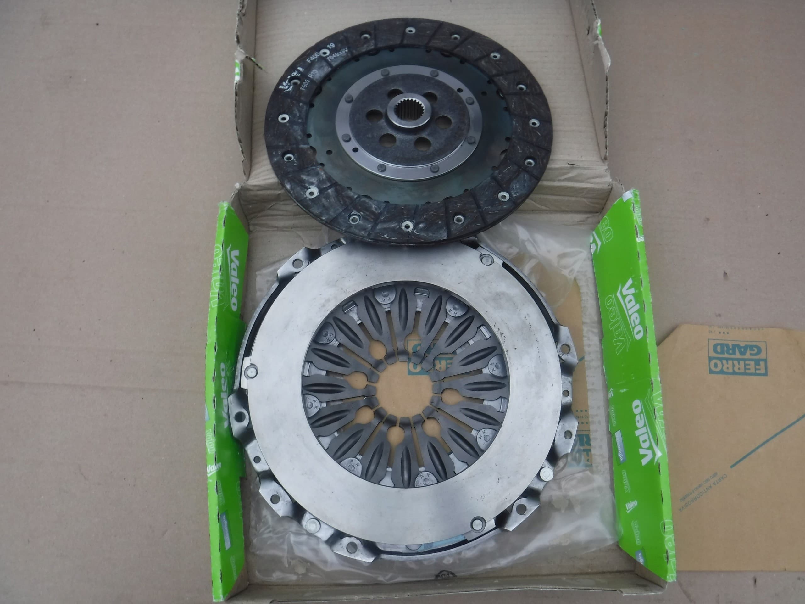 Valeo 826715 Juego de acoplamientos nuevo 2