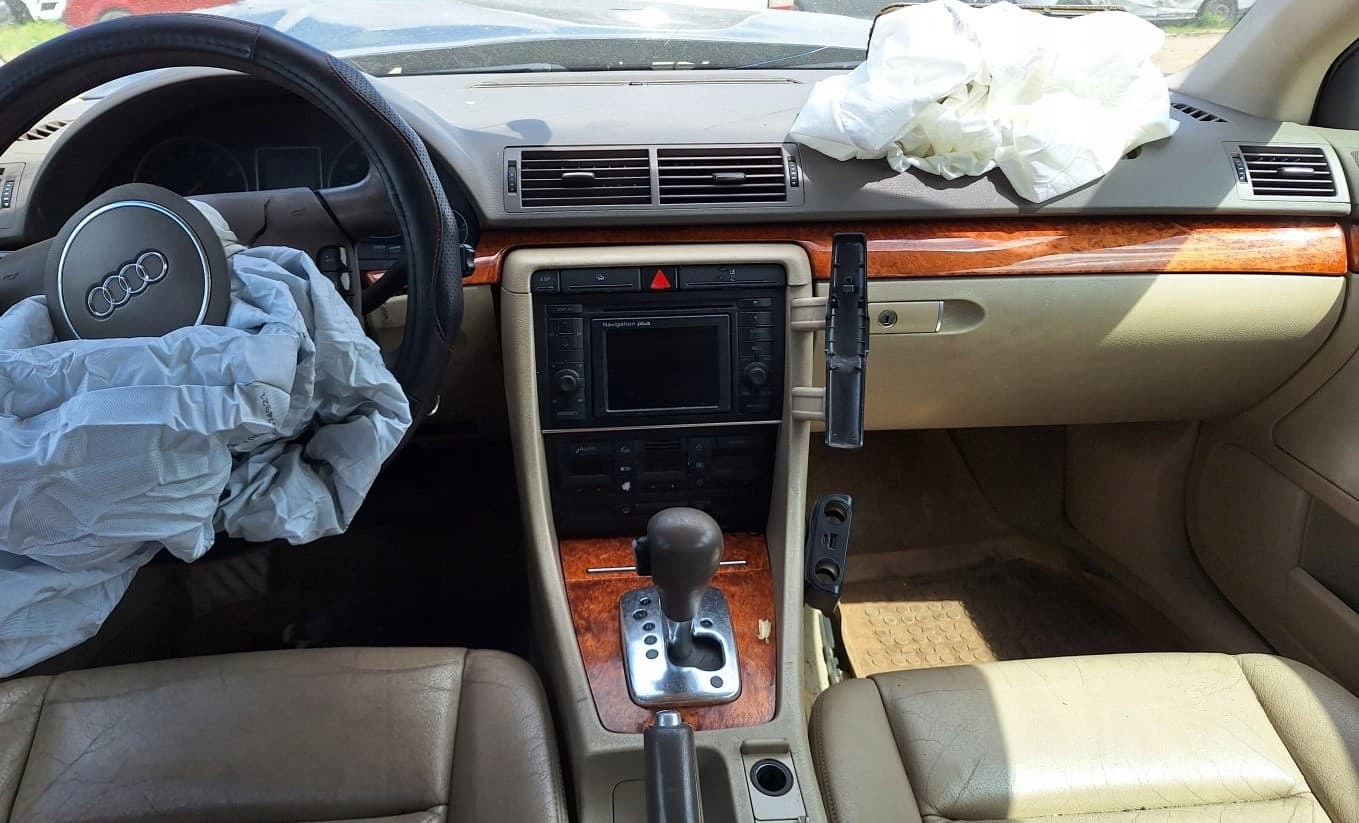 Transmisión Automática Audi A4 B6 2.4 V6 Frc usado 2