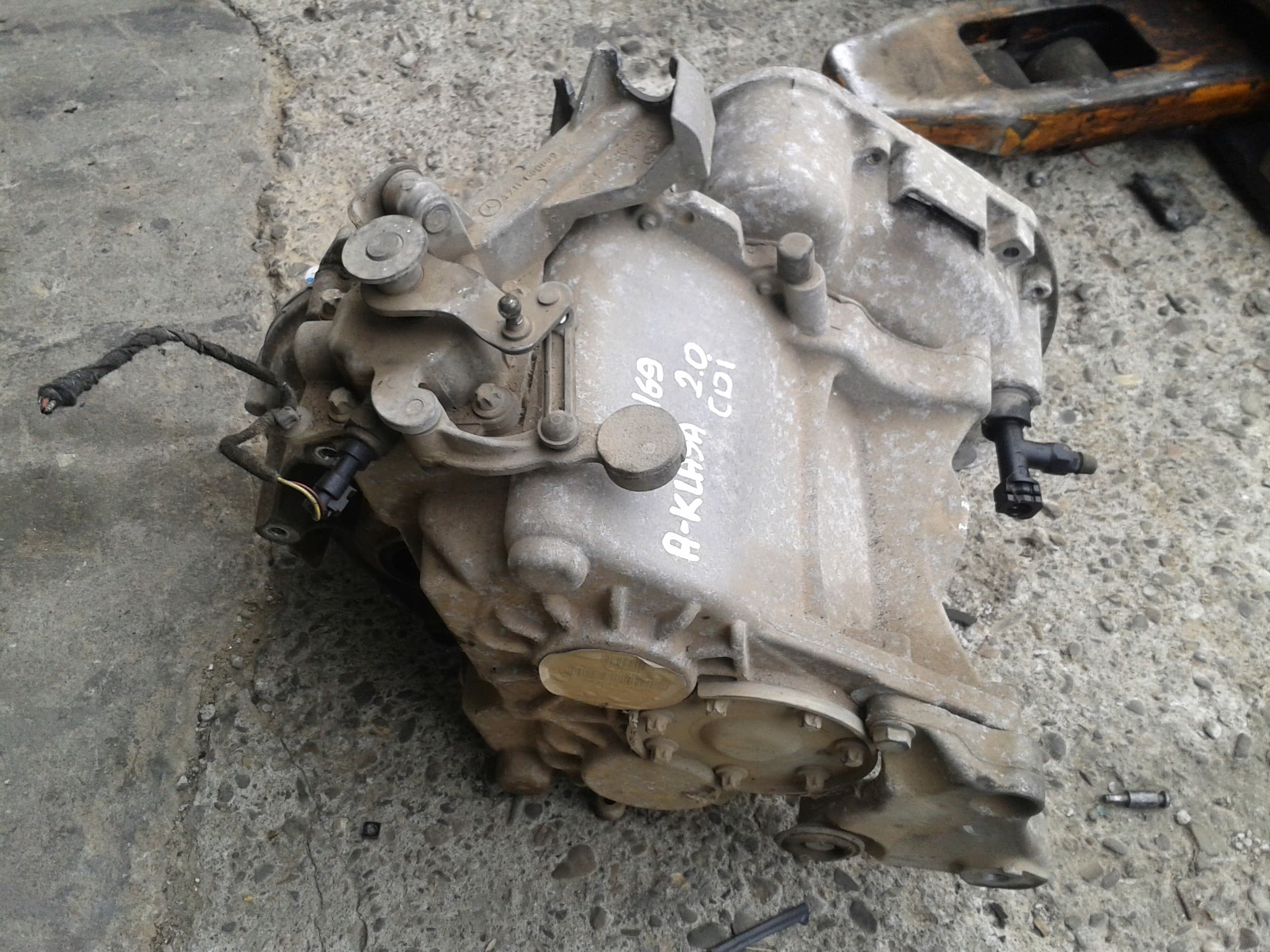 Caja de Cambios Mercedes A-Class W169 2.0 CDI 16936000700 usado 3
