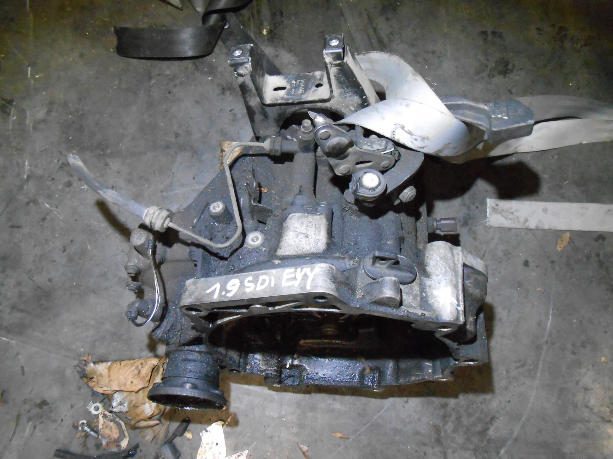 Caja de Cambios Eyy para Skoda Fabia y Seat Ibiza Iii usado