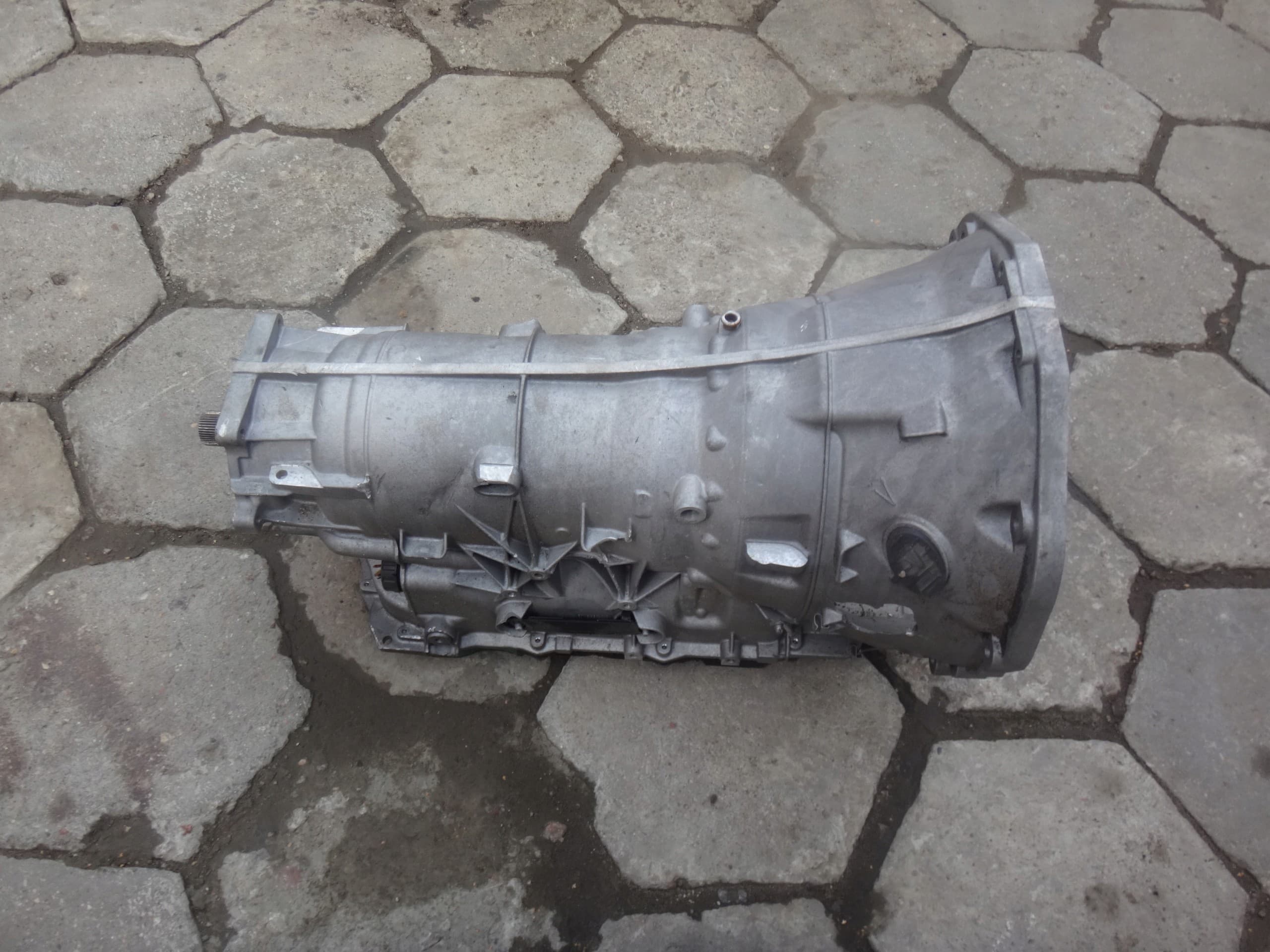 Caja de Cambios Automática Dañada BMW N74 usado