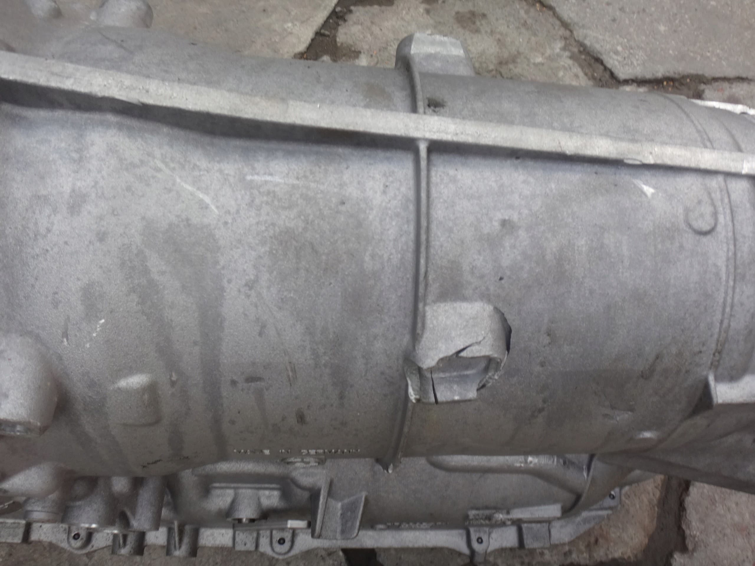 Caja de Cambios Automática Dañada BMW N74 usado 8