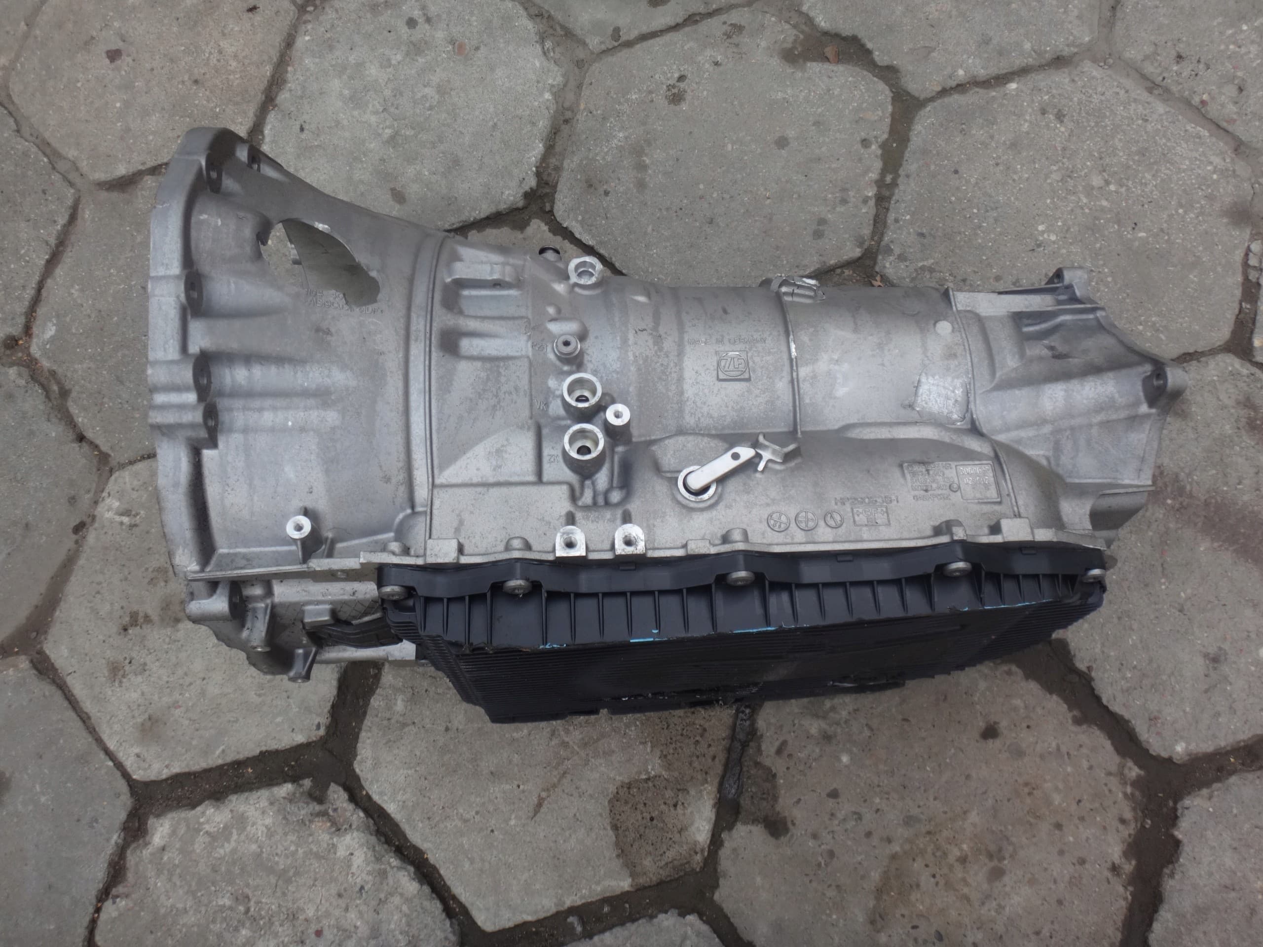 Caja de Cambios Automática Dañada BMW N74 usado 9