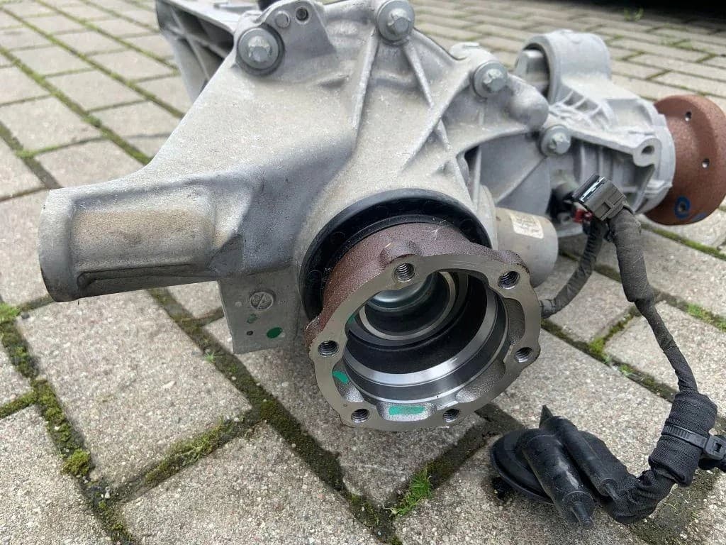Reductor trasero Audi Q5 (8R) 0B0500043N 2.0L gasolina 2023 usado 7