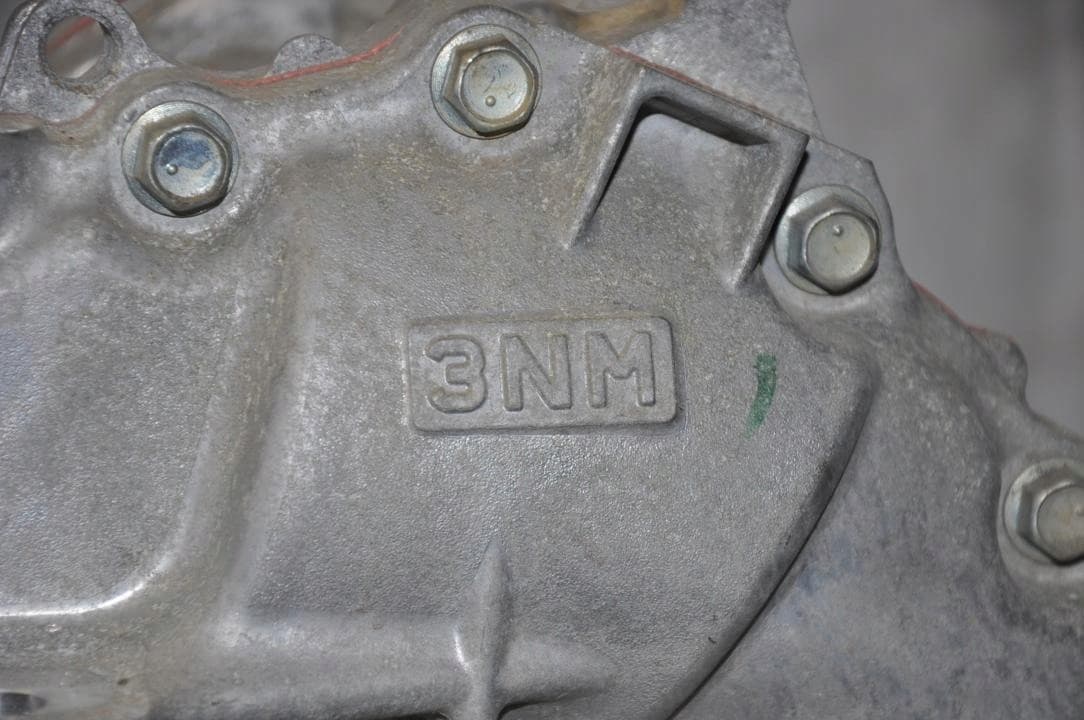Transmisión automática Toyota Corolla 2019 3NM usado 7