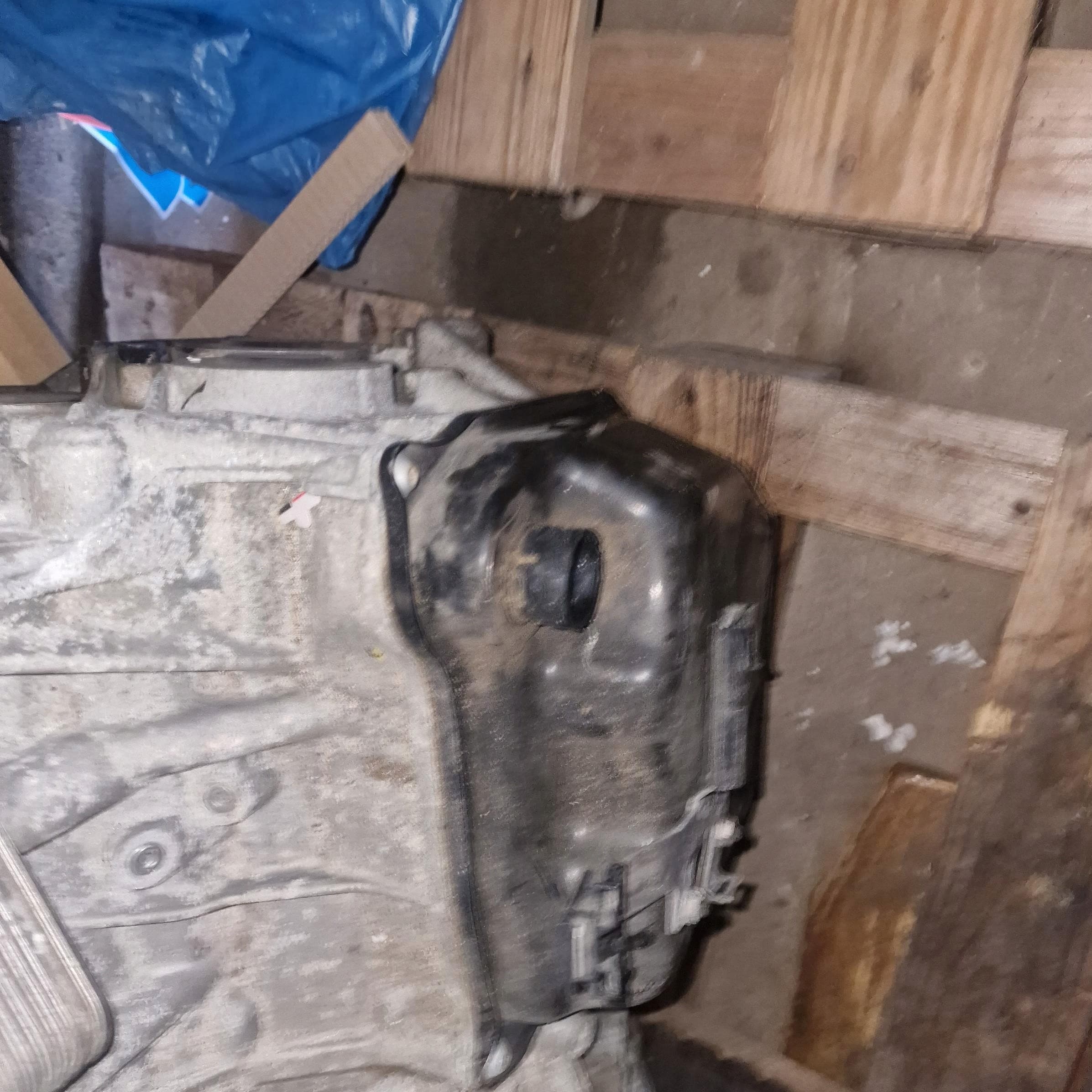 Transmisión Automática Audi Q3 83A Swl Tazón Dañado usado 4