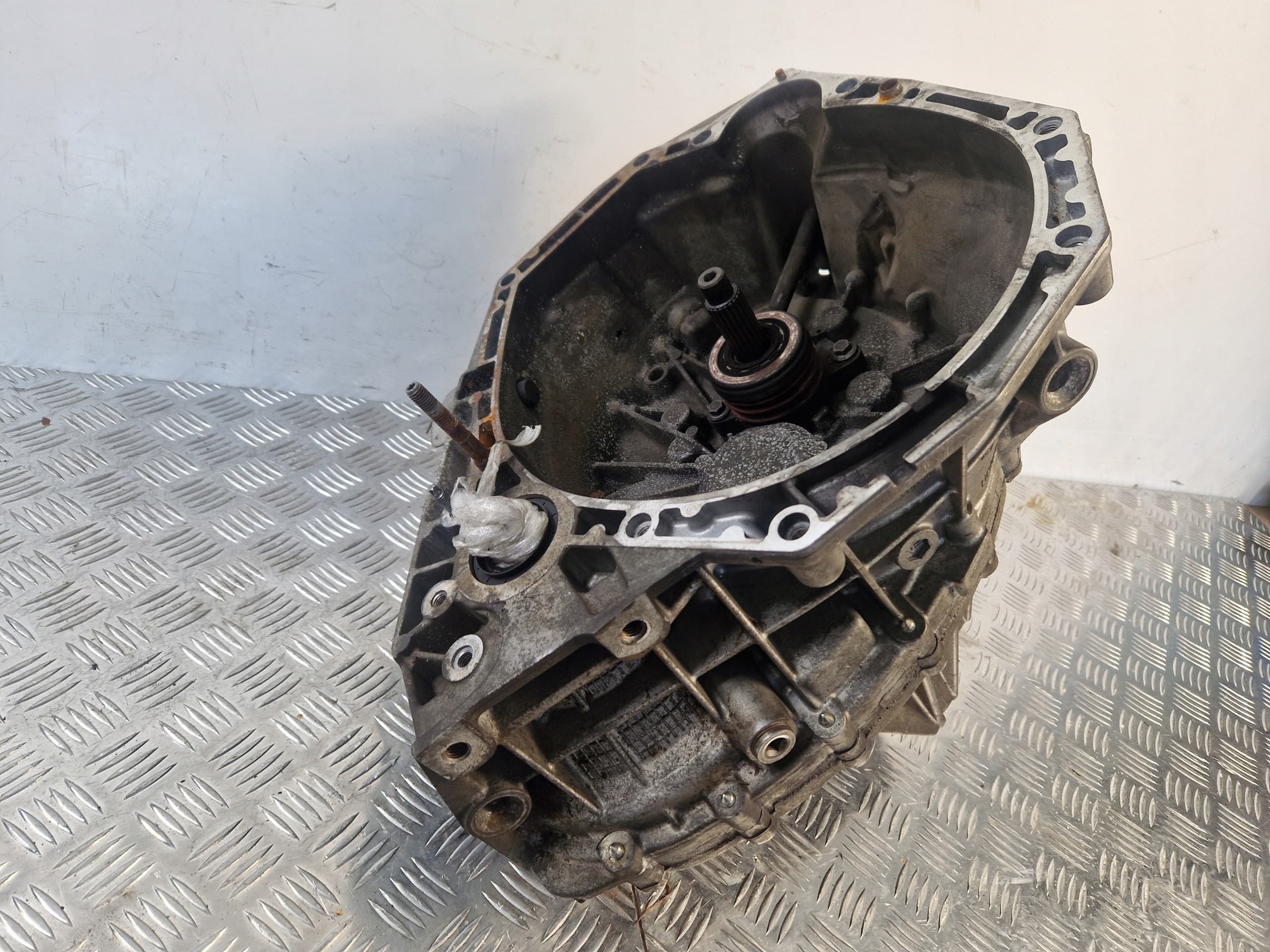 Caja de cambios manual TL4086 para Renault Megane IV 1.5 DCI nuevo 2