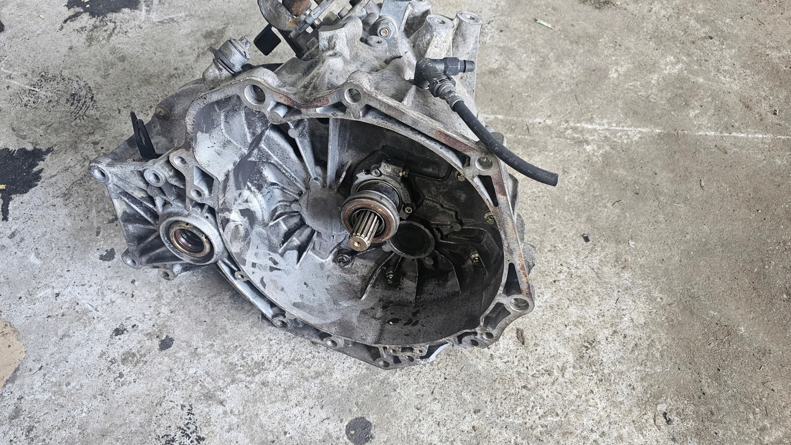 Caja de Cambios Opel F23 Opc 2.0T usado 2