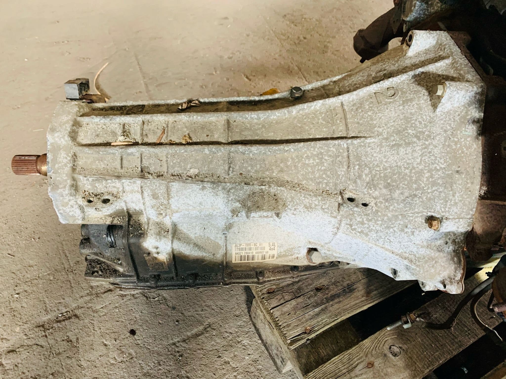 Caja de cambios Ford F-150 5.4 6R80 AL3P-7000-BC usado