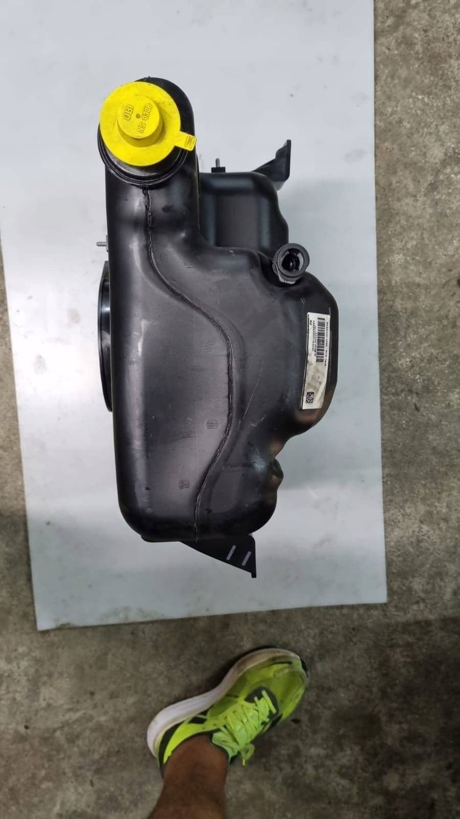 Depósito AdBlue Renault OE 172A22038R para Master Iii 2019 nuevo 7