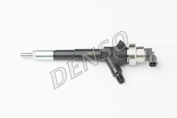 Inyector Denso DCRI300050 para Chevrolet y Opel usado 6