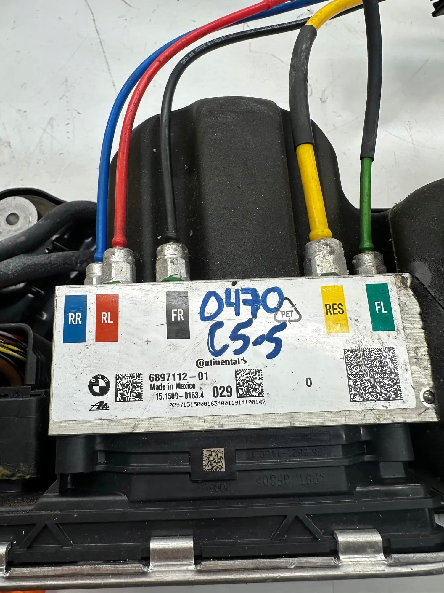 Compresor de suspensión BMW 6897112 3.0L Diésel 195kW 2019 usado 8