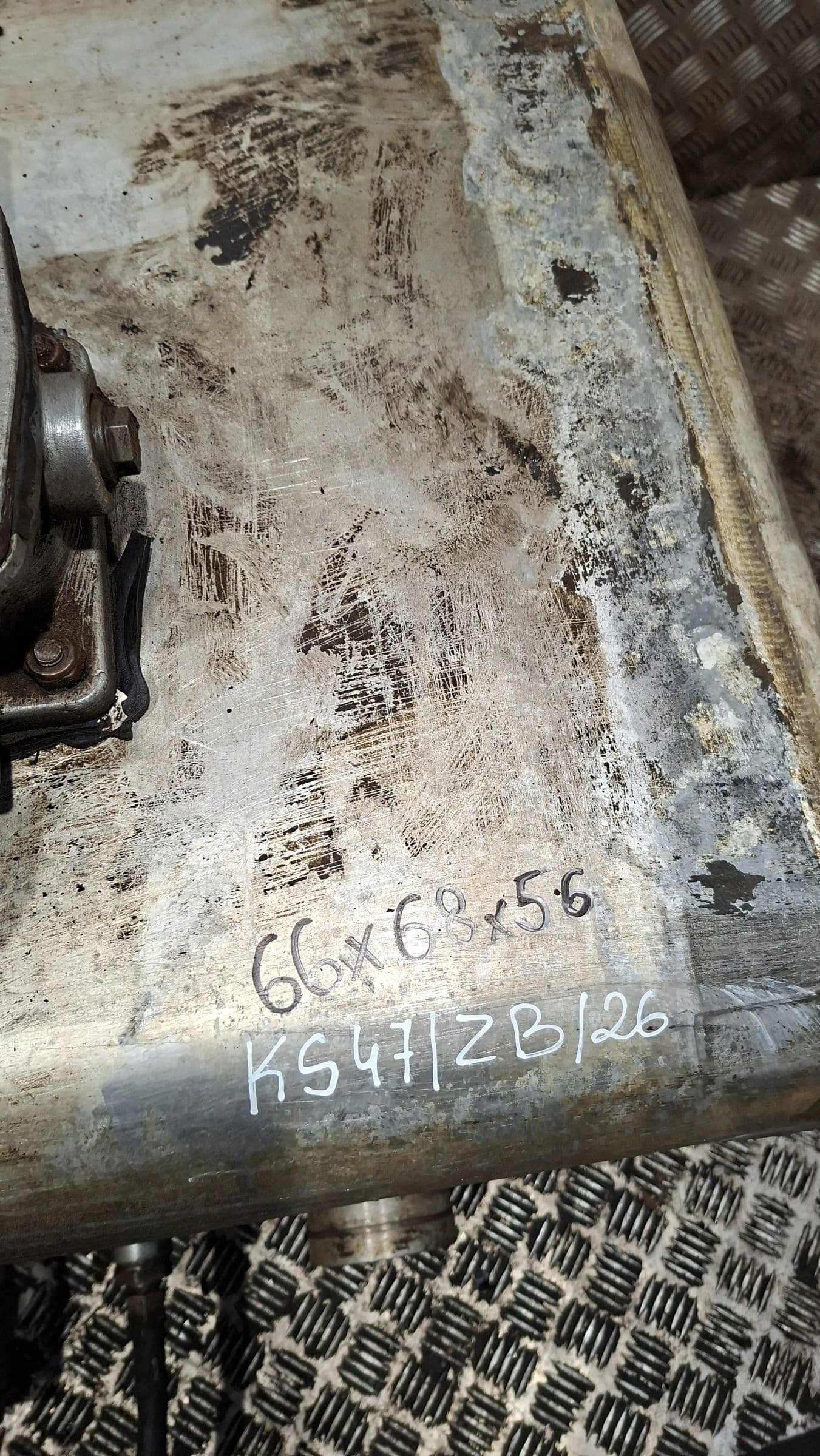 Depósito de Líquido Hidráulico para Camión 200L usado 4