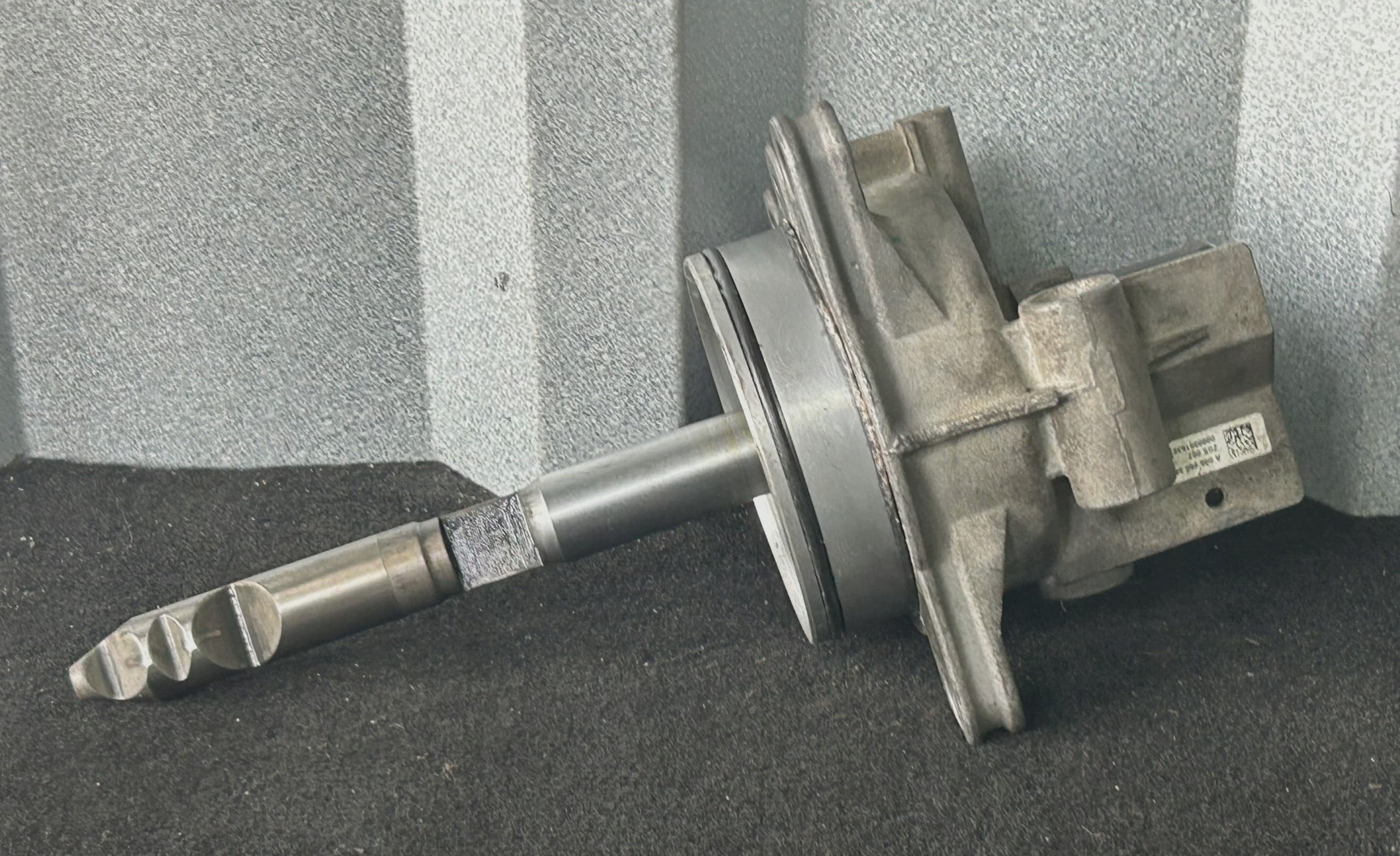 Pistón Cilindro de Transmisión Mercedes-Benz OE A0032605663 usado