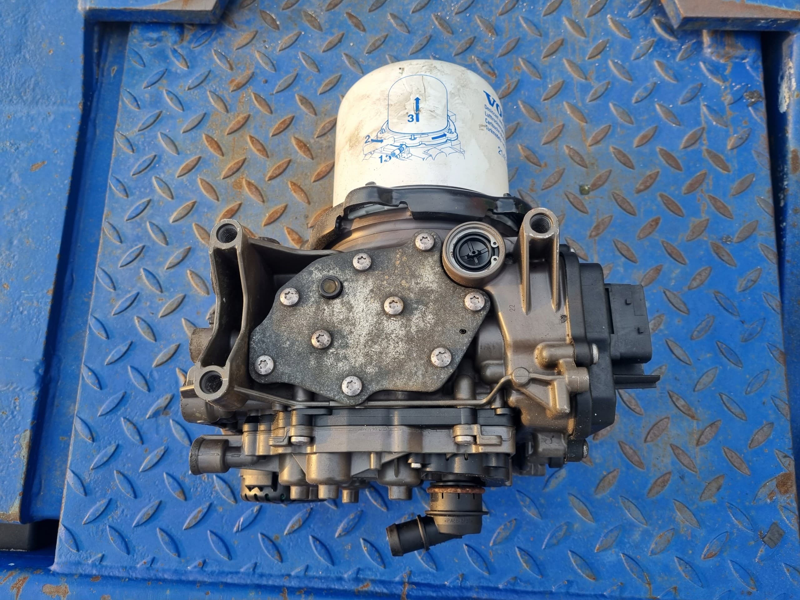 Válvula Deshumidificadora Apm Volvo FH 4 FM 4 Fmx 4 Euro 6 usado 4