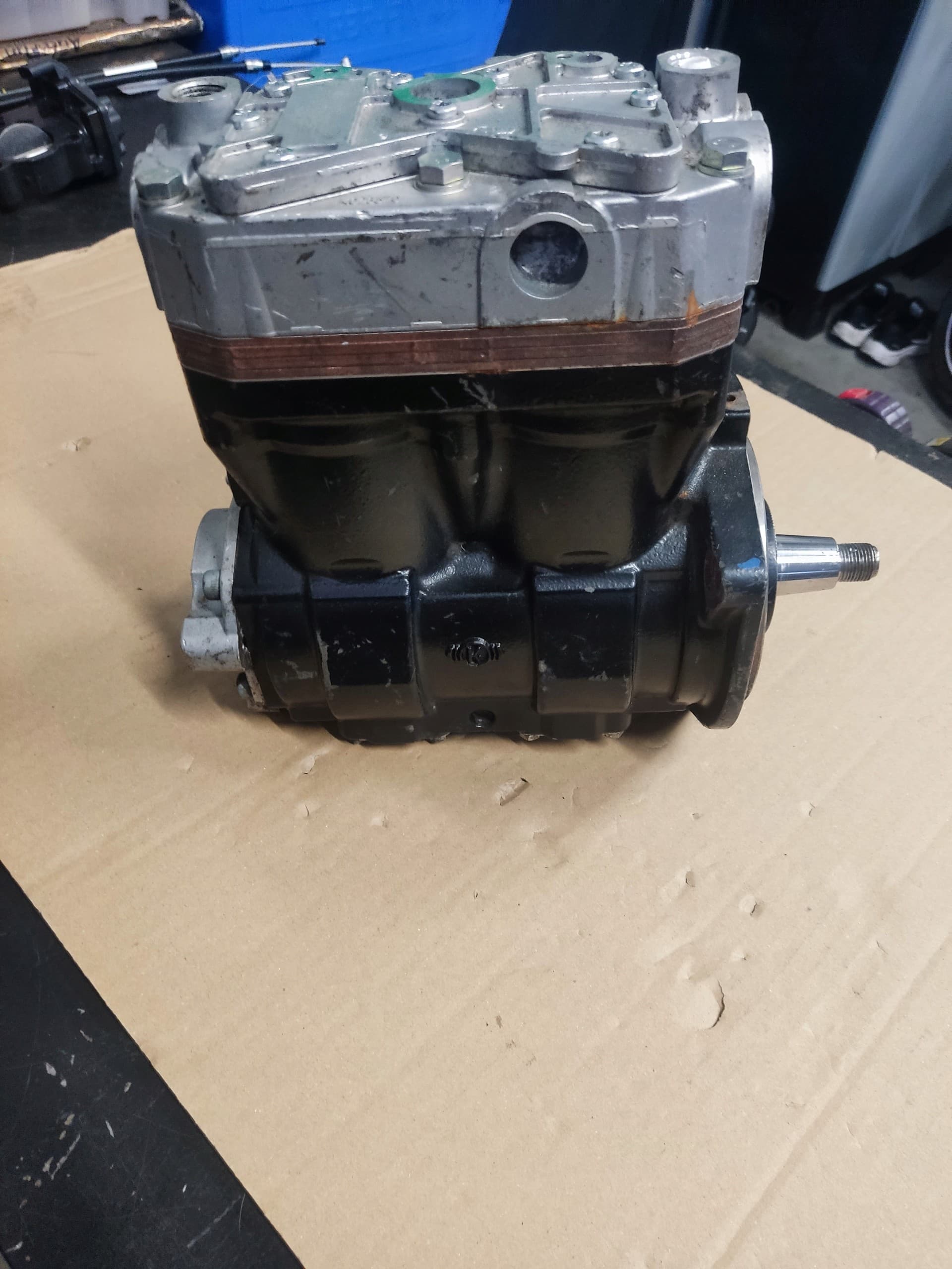 Compresor Iveco LK4935 Nuevo
