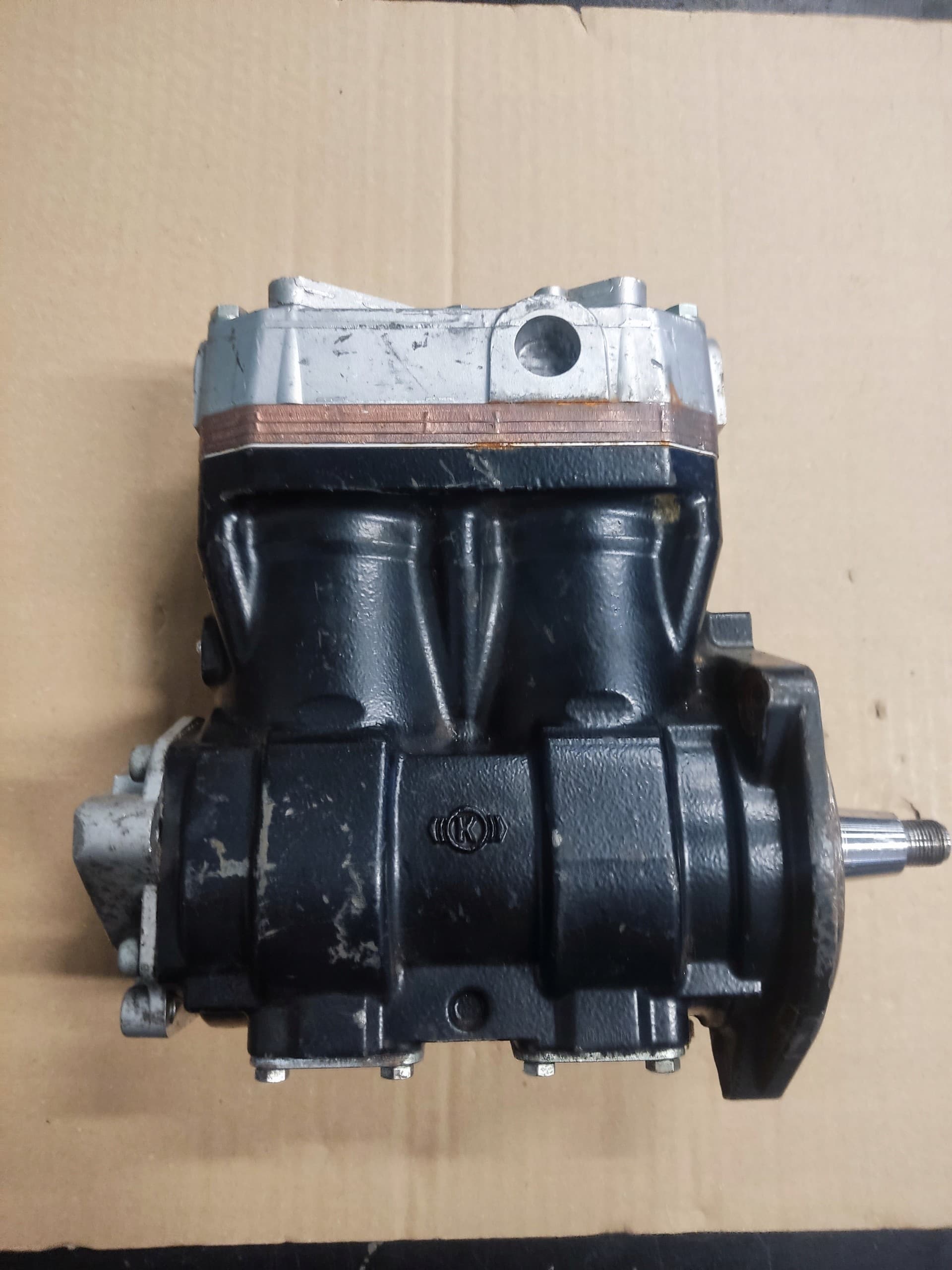 Compresor Iveco LK4935 Nuevo 6