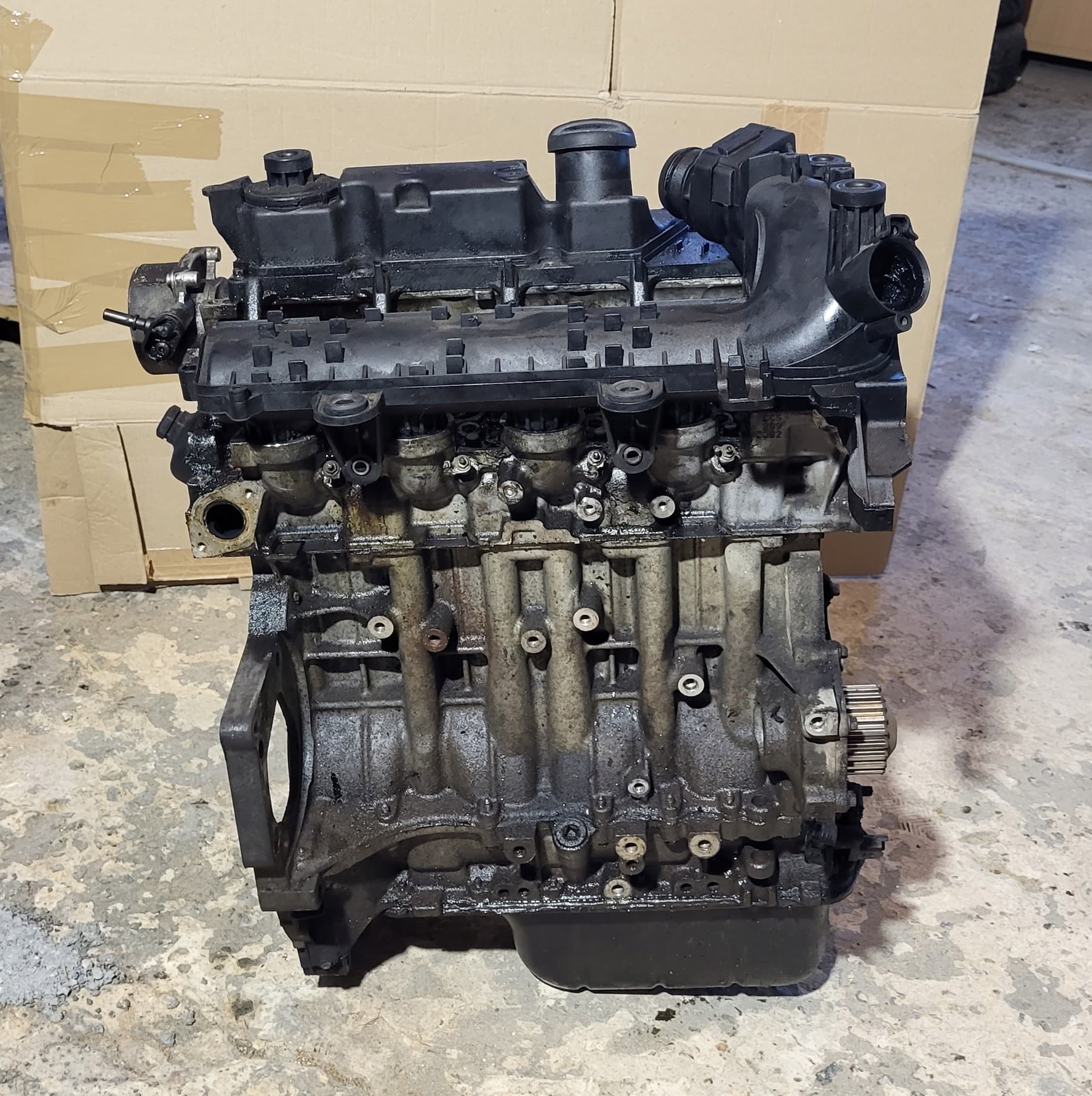 Motor trasero Ford Fiesta MK6 02- 1,4 Tdci F6JA usado