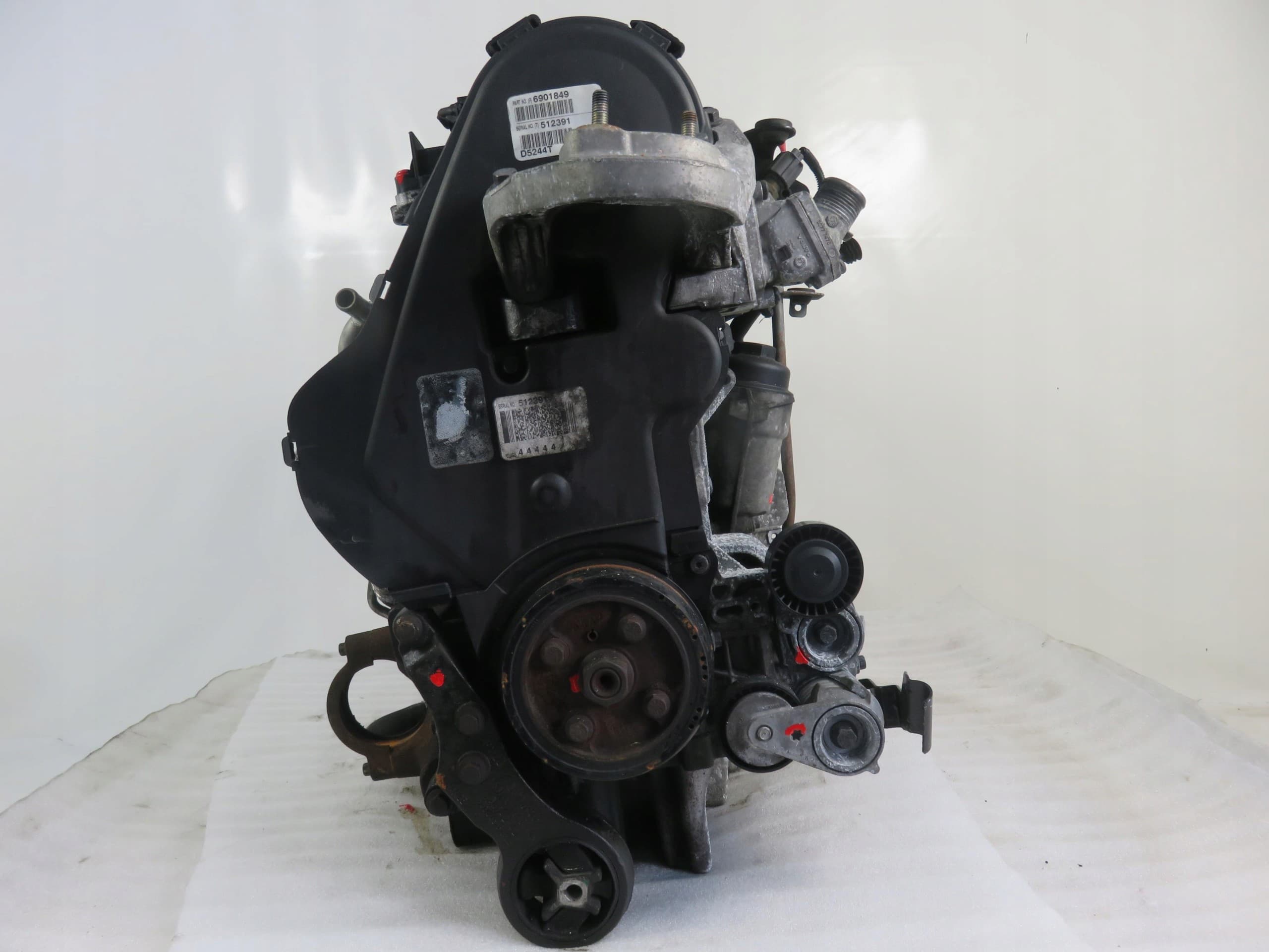 Motor Volvo V50 2.4 D5 D5244T8 Completo usado 2