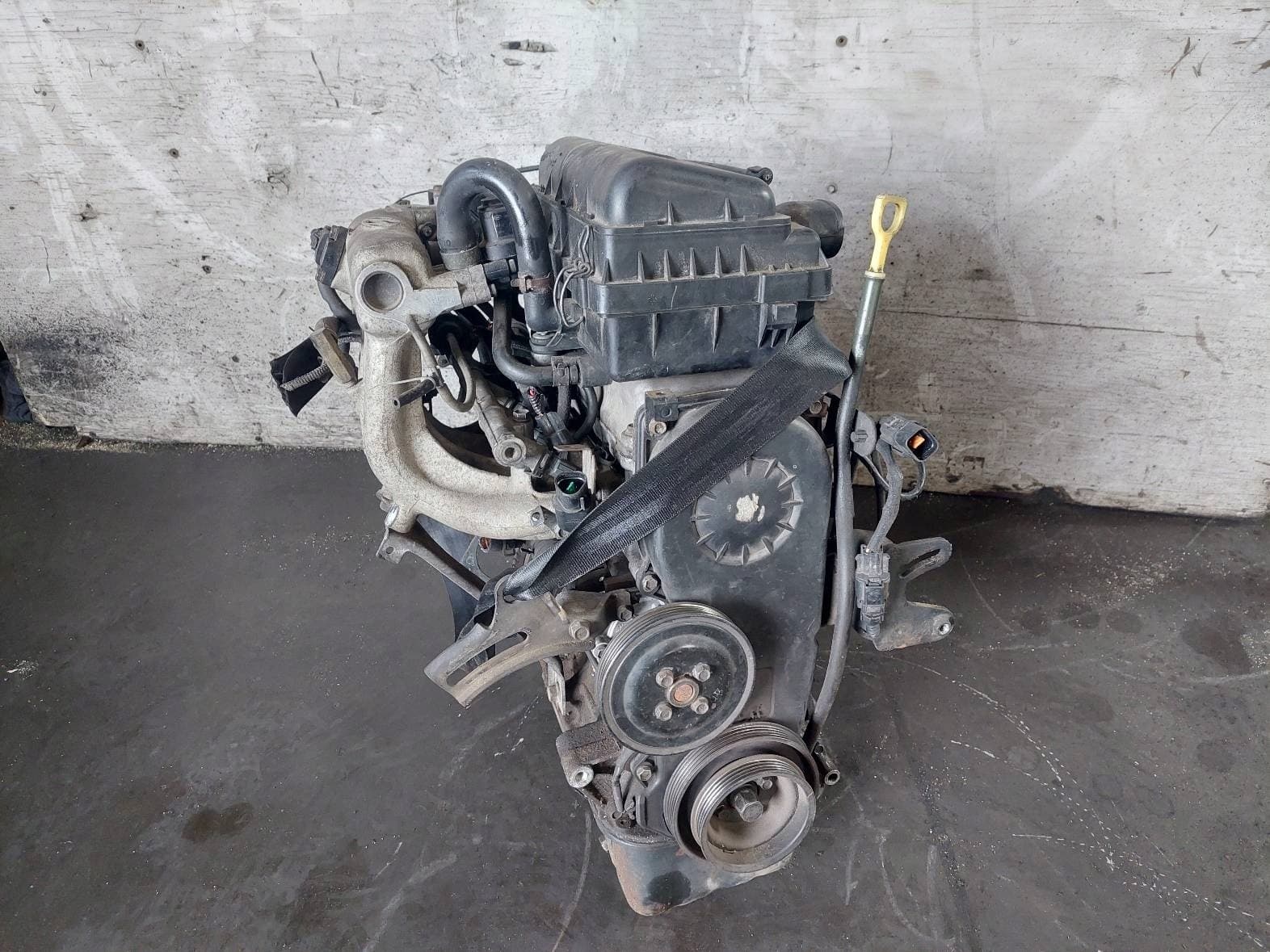 Motor de gasolina Hyundai Atos II G4HD usado 3