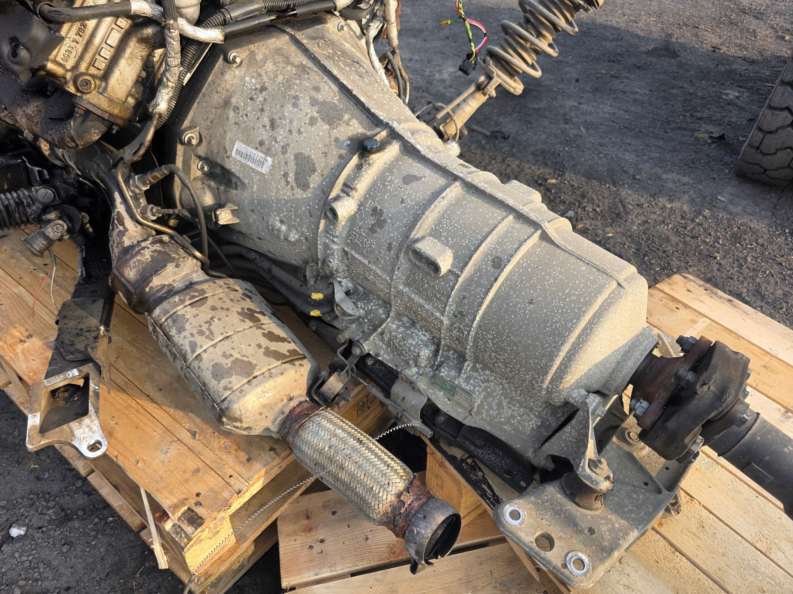 Transmisión 6HP32 BMW E65 745D M67D44 usado