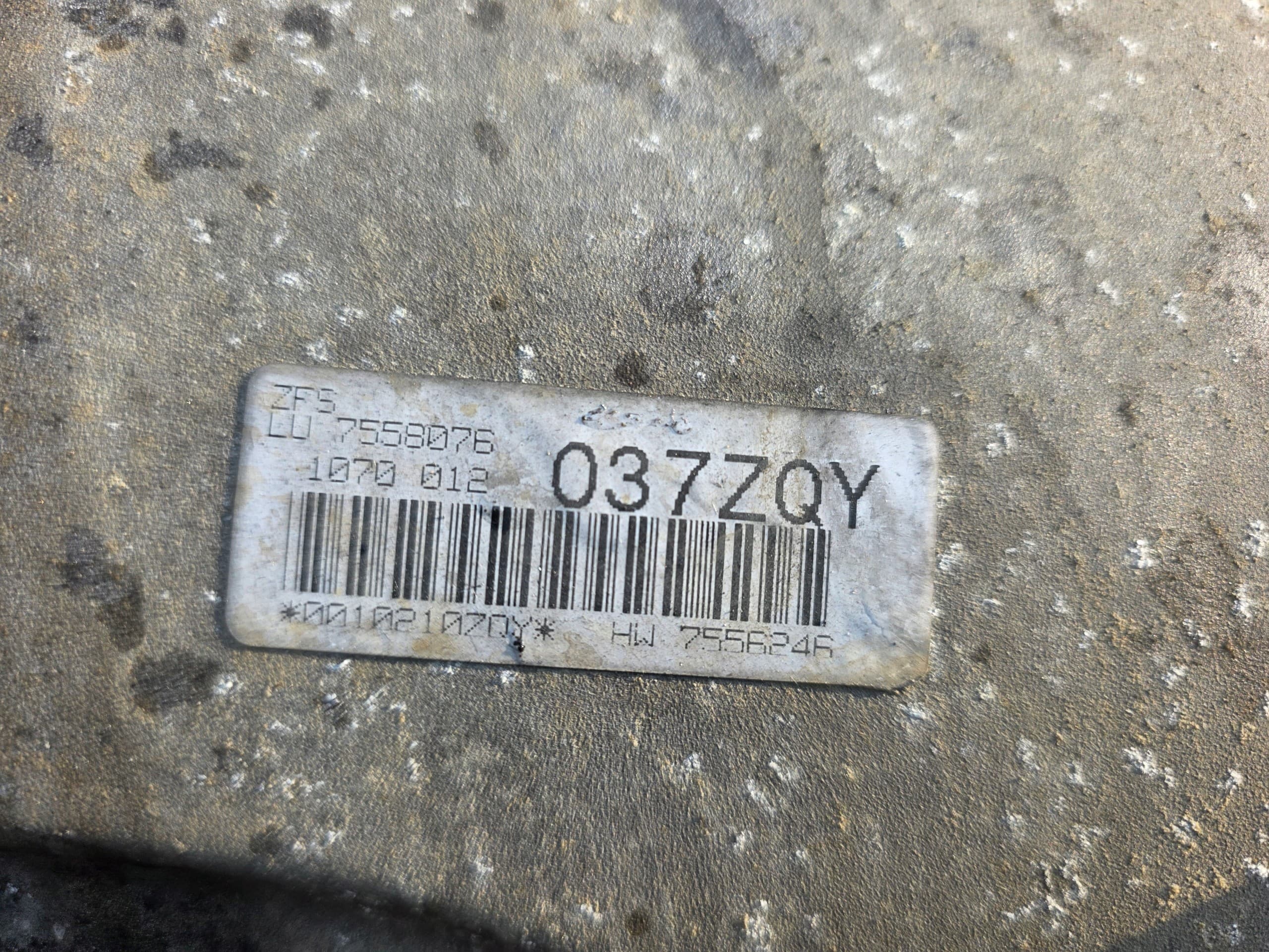 Transmisión 6HP32 BMW E65 745D M67D44 usado 3