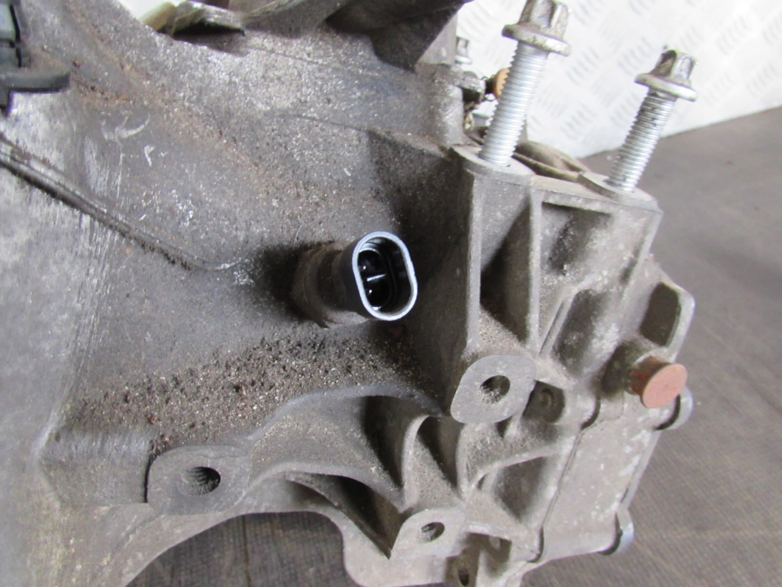Caja de Cambios AT7C419 para Opel Corsa D 1.4B 16V (2011-2014) usado 5