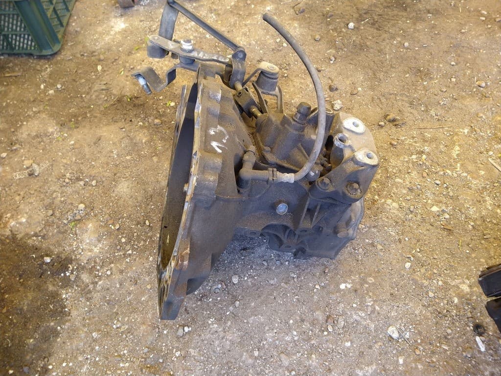 Caja de cambios manual Opel Meriva A 1.3 Cdti usado 2