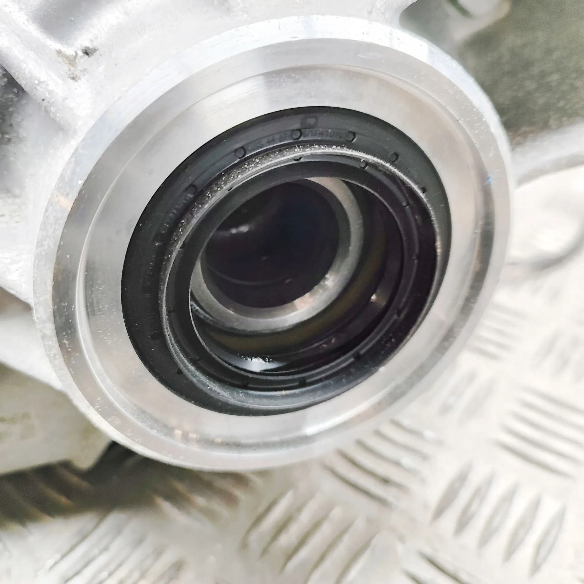 Reductor Trasero BMW X2 (U10) 8600483 34497397 2.0L 233kW 2025 usado 6