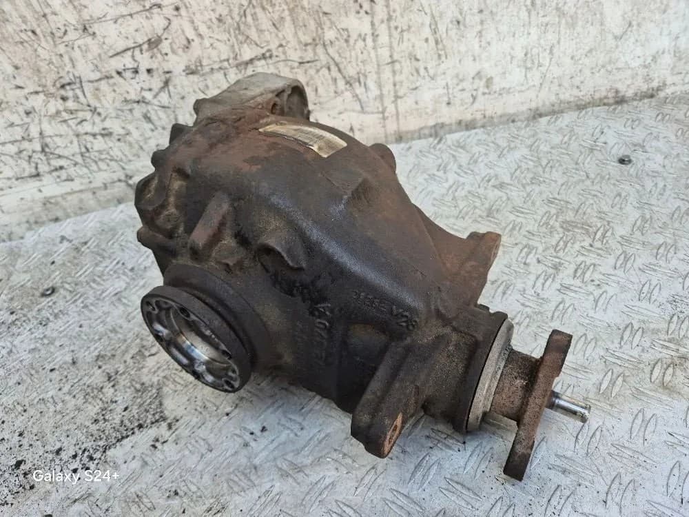 Reductor trasero BMW X1 (E84) 323 2.0L diésel 105kW 2010 usado 2