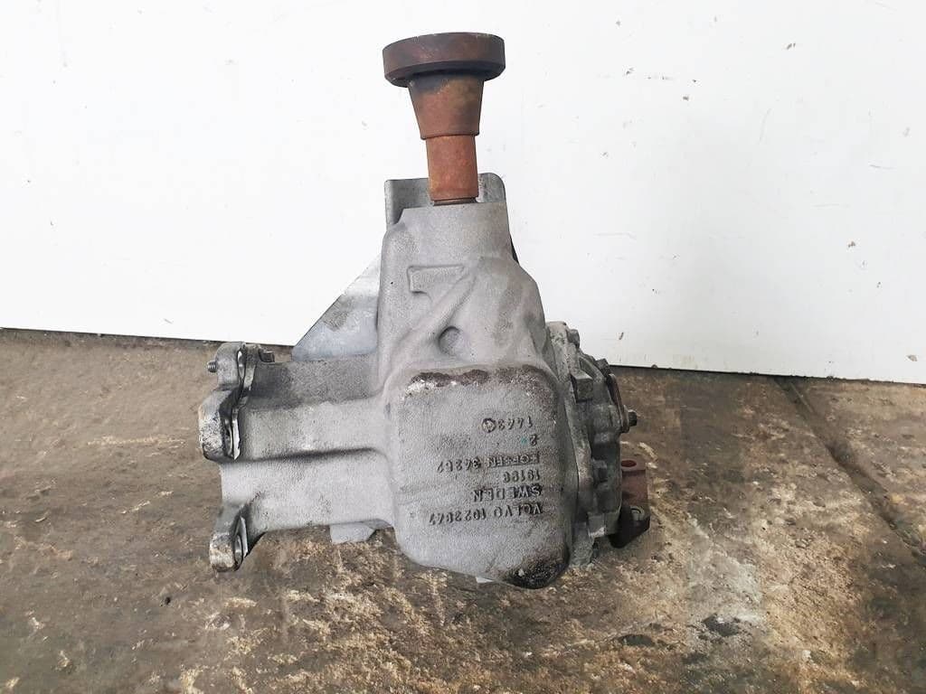 Volvo V50 S40 2008 2.5 T5 Puente diferencial delantero manual usado 3