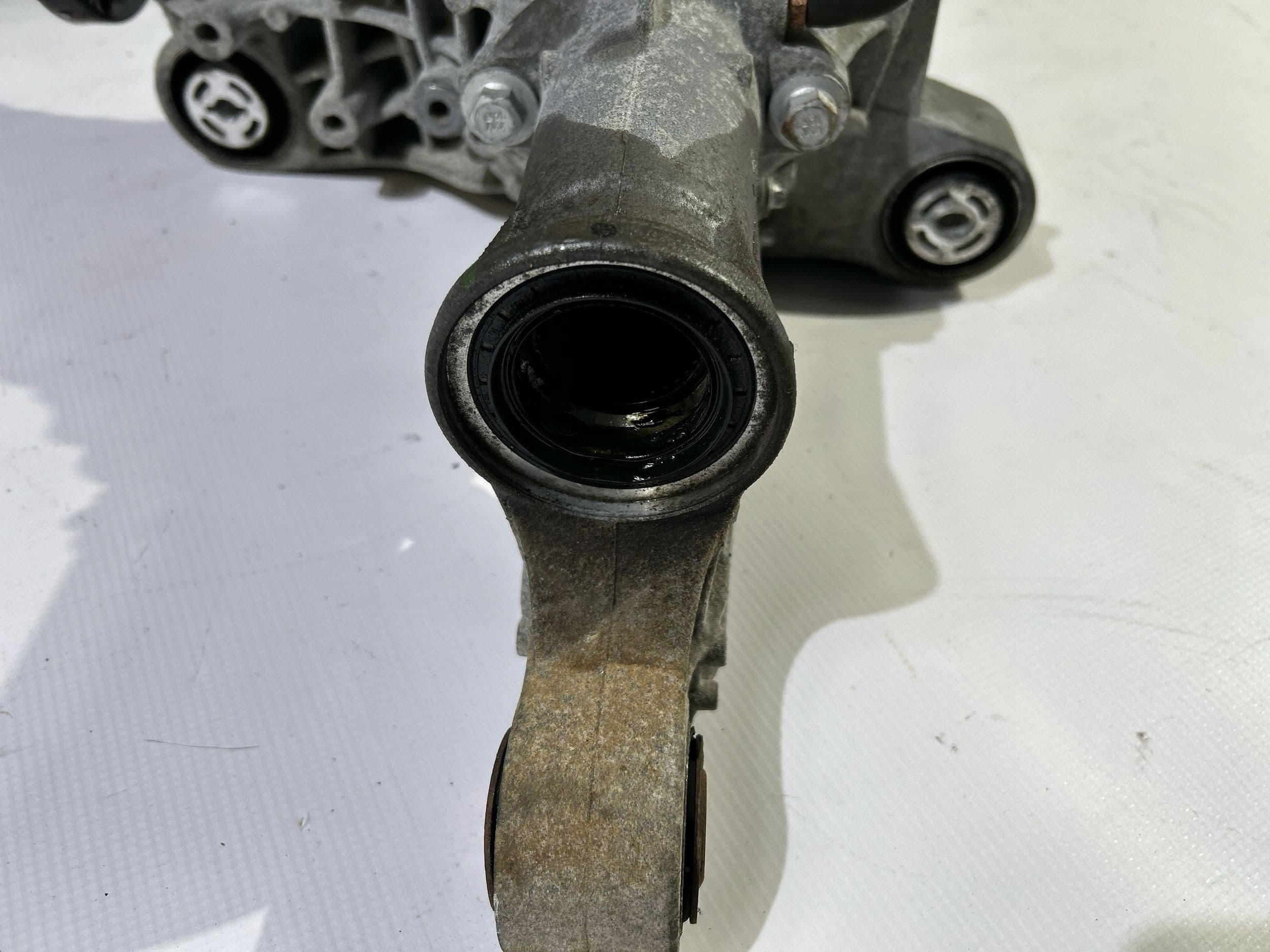 Puente diferencial delantero Dodge Durango 3.6 2016-2024 usado 10
