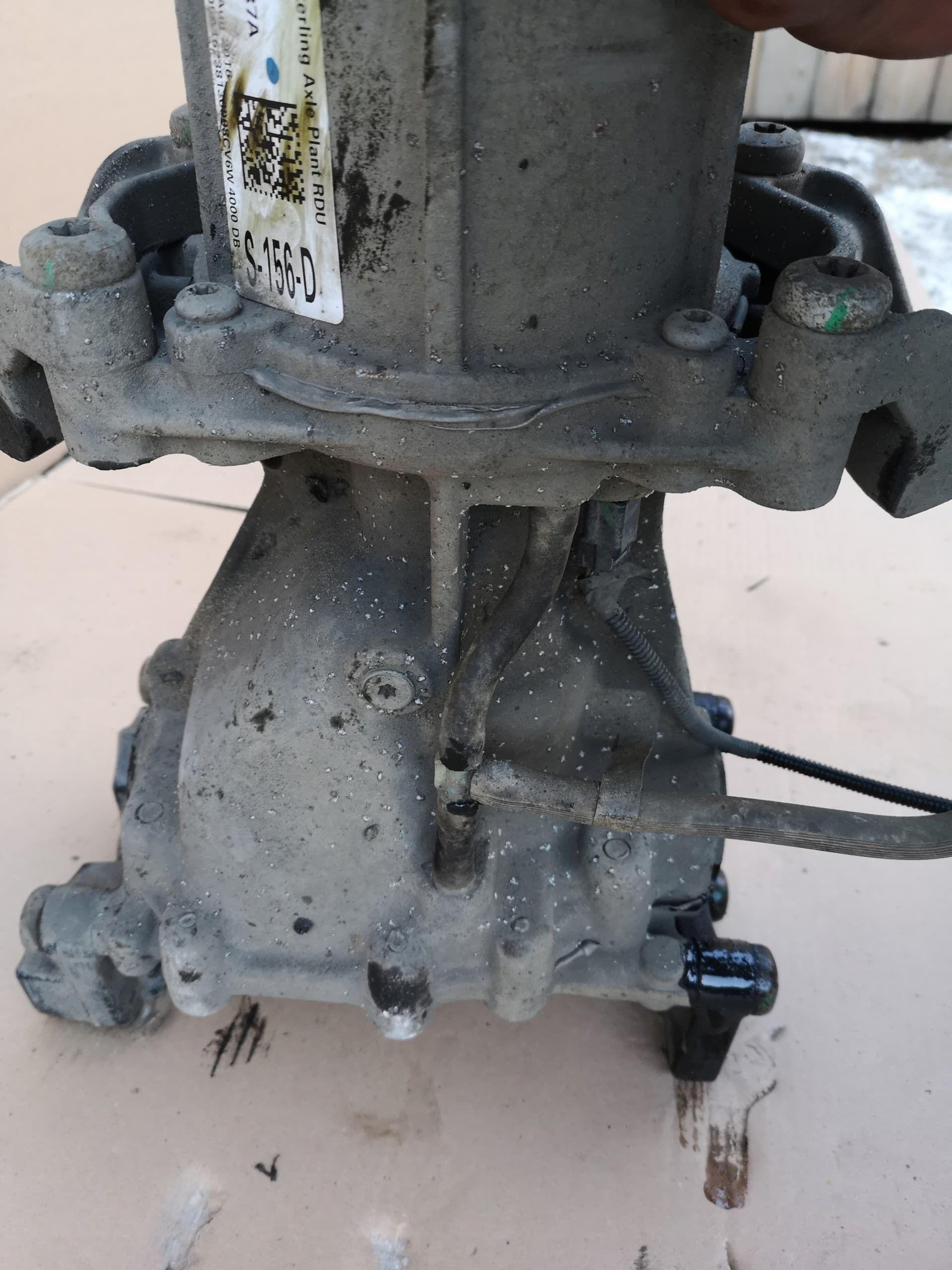 Puente trasero original Ford Kuga MK2 Lift 2013-2018 2.0 TDCi usado 9