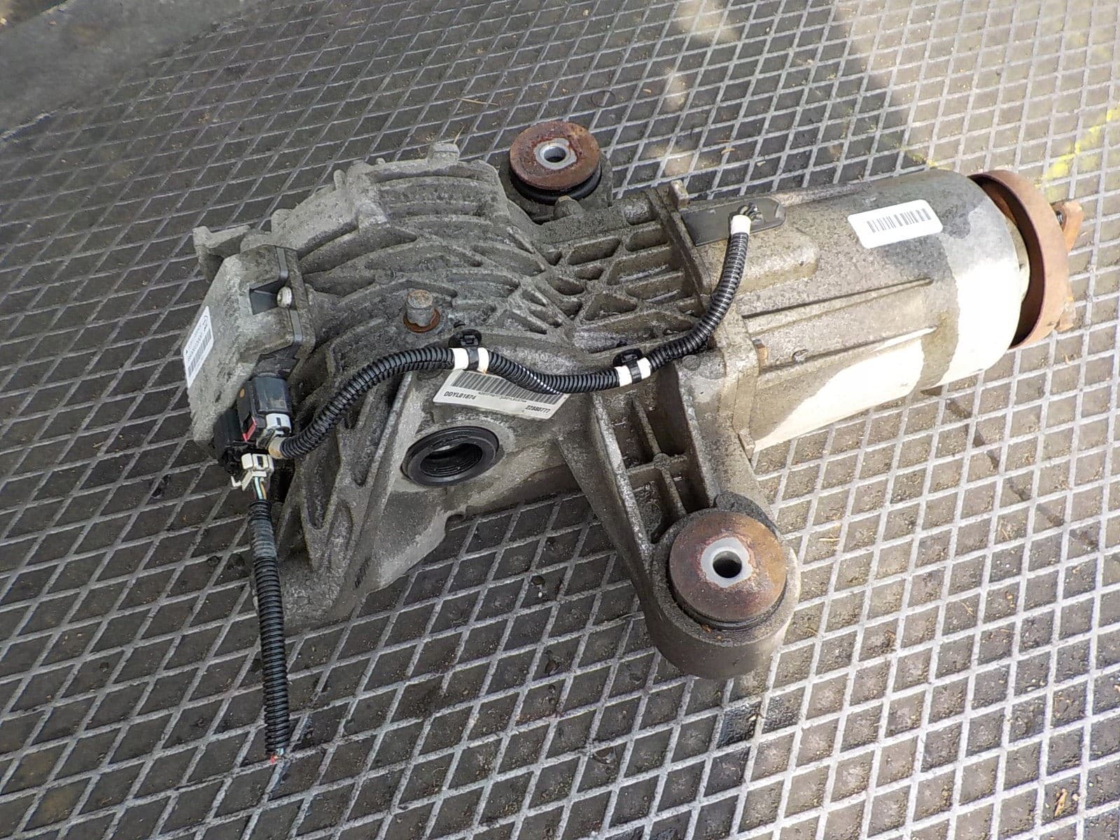 Puente diferencial original Opel Antara 2.2 Cdti 4x4 22880777 usado 6