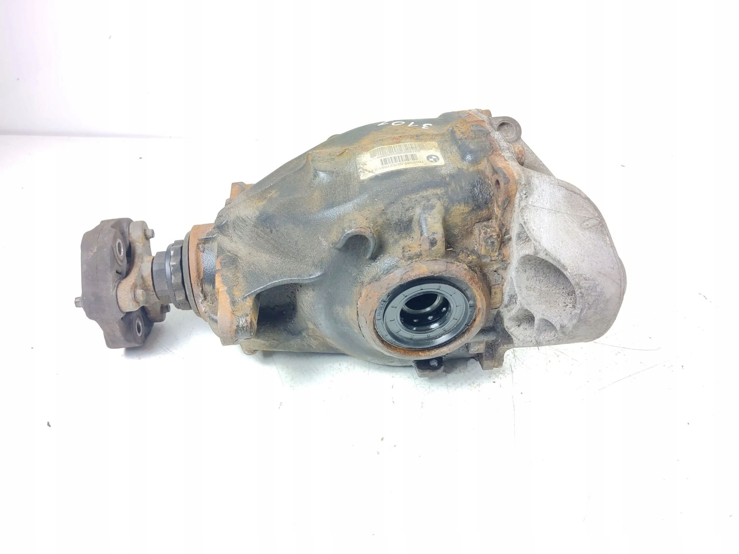 Diferencial trasero BMW Serie 3 F30 F35 F31 2011 7605589 usado 2