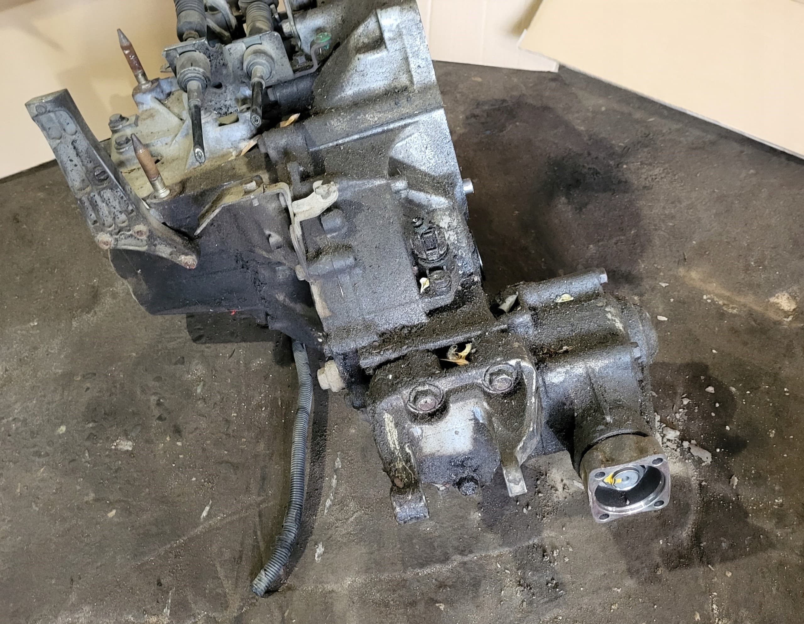 Reductor de Caja de Cambios Honda Cr-V II 2.0 PSB1 usado 8