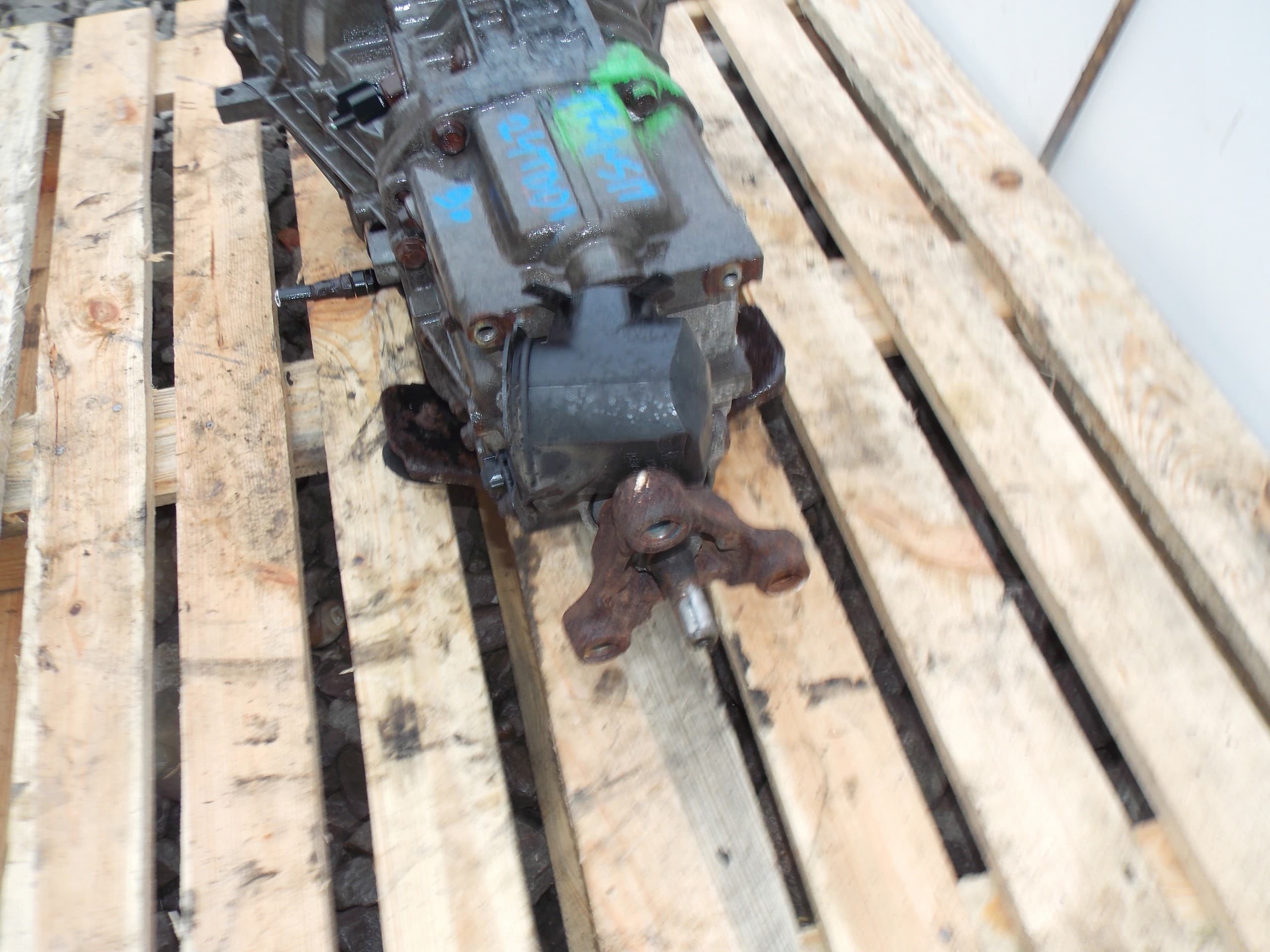 Caja de cambios Ford Transit 2.4 TDDi 90 usado 2