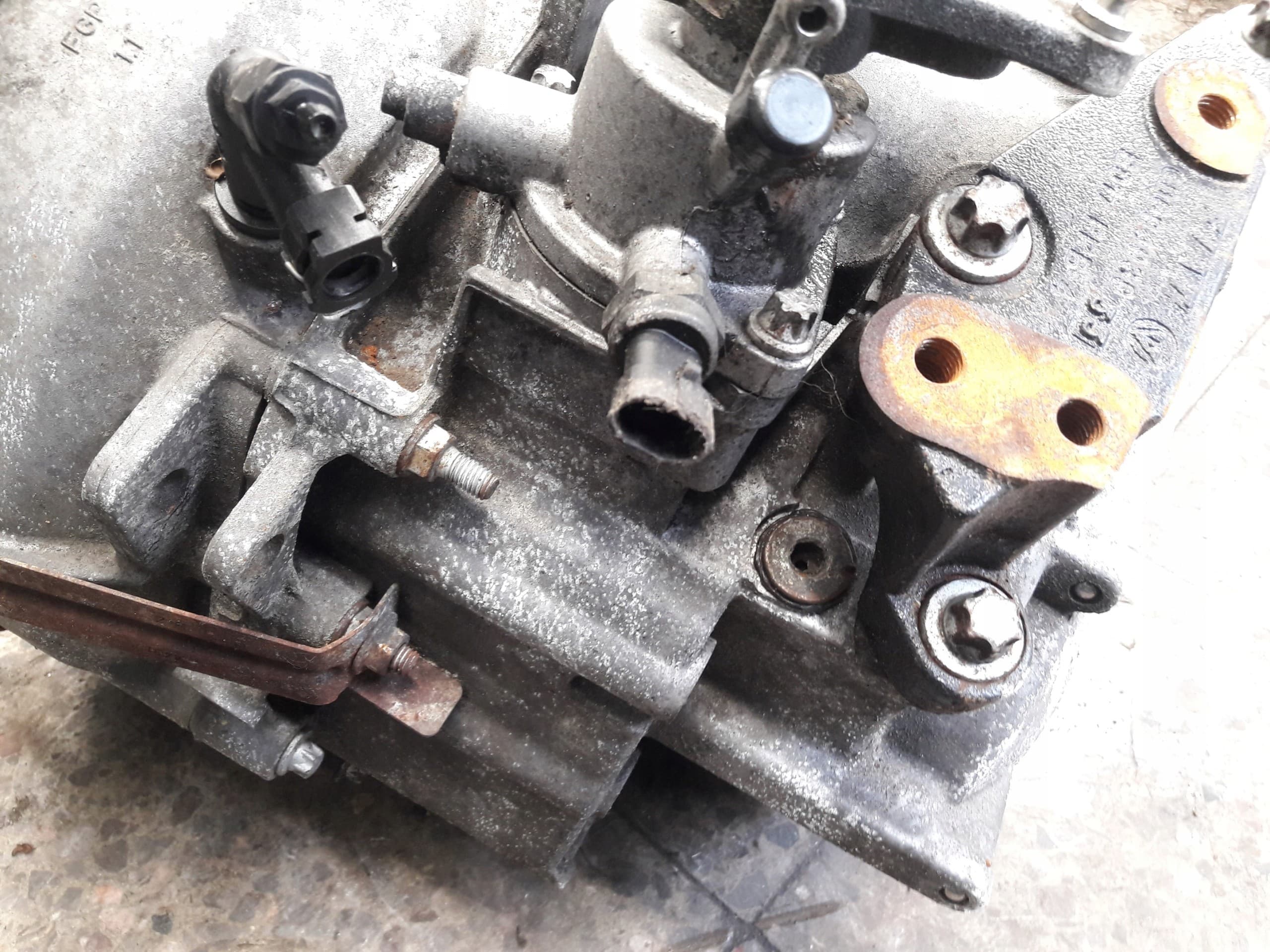 Caja de cambios Fgp 55350926 para Alfa Romeo 159 2.4L Jtd usado 6