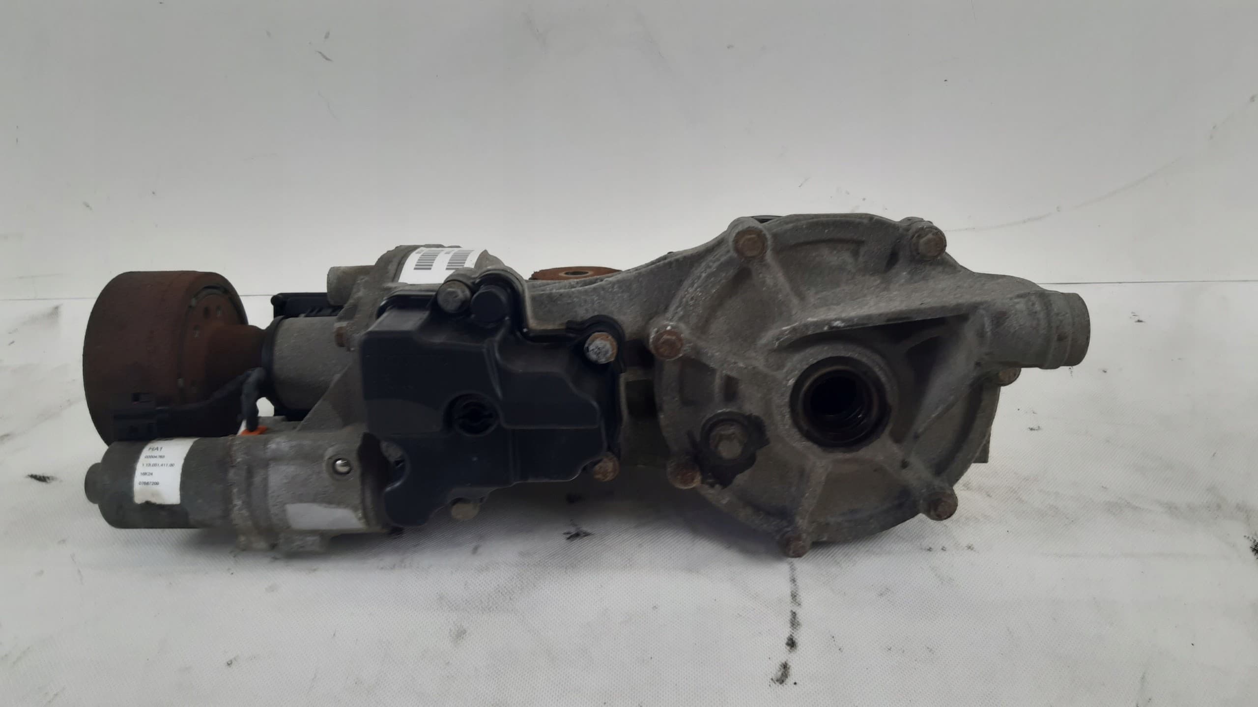 Puente de diferencial trasero Volvo XC60 2.4 D5 Lift P1216688 usado 6