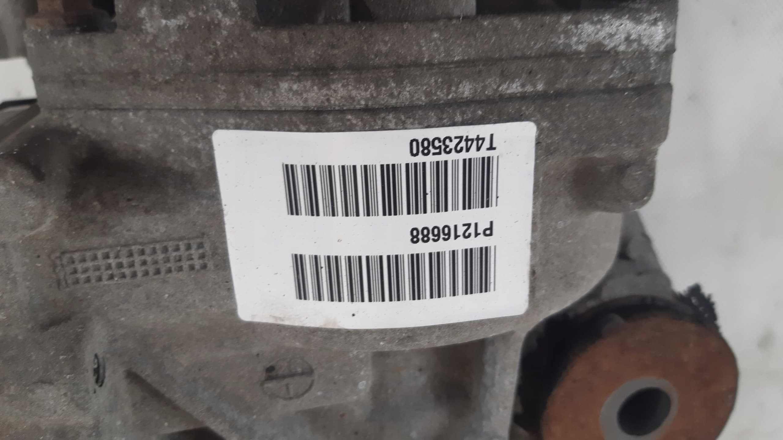 Puente de diferencial trasero Volvo XC60 2.4 D5 Lift P1216688 usado 9
