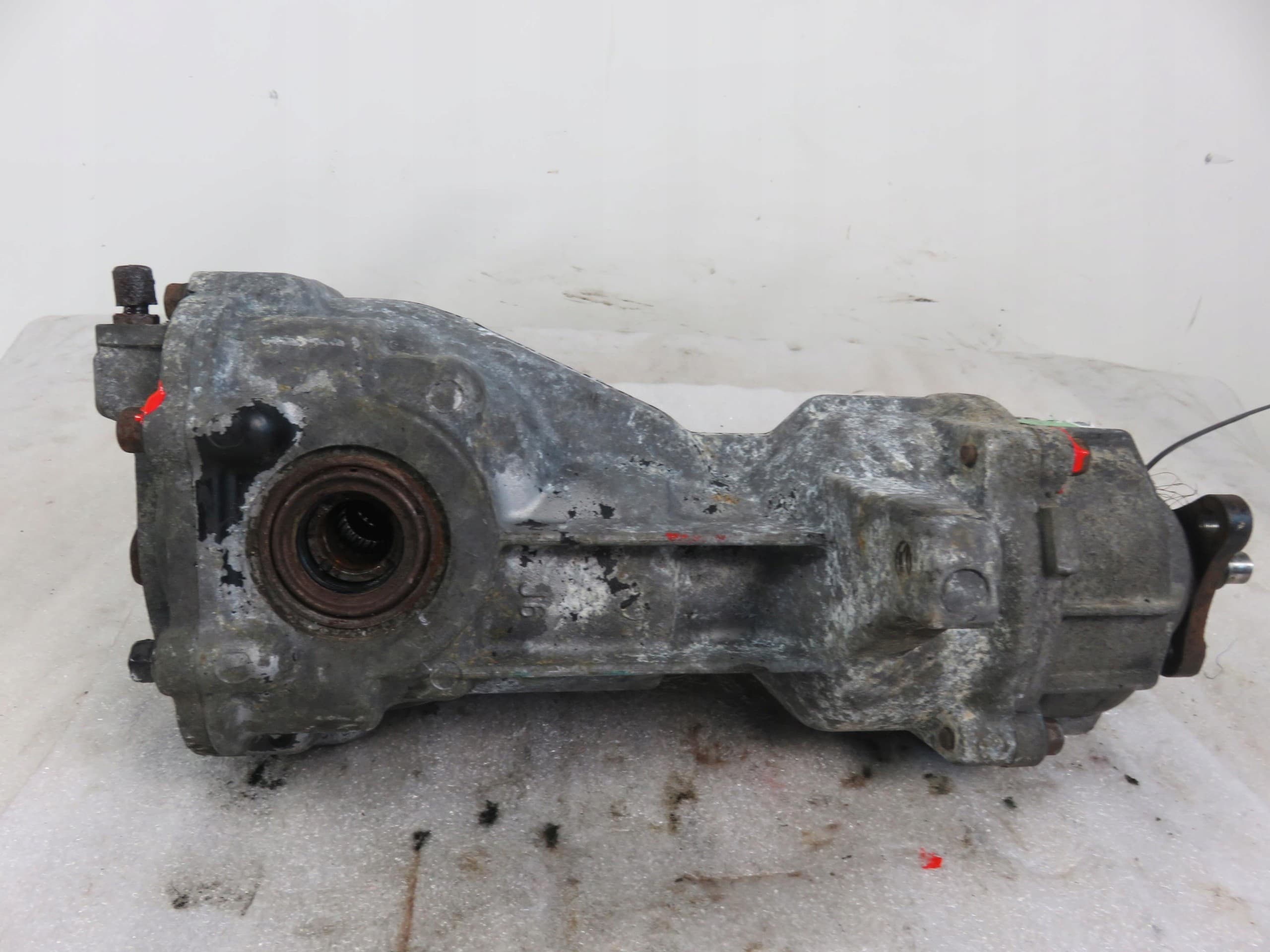 Diferencial trasero Kia Sportage II 2.0 Cdti 4WD 4780039000 usado 5