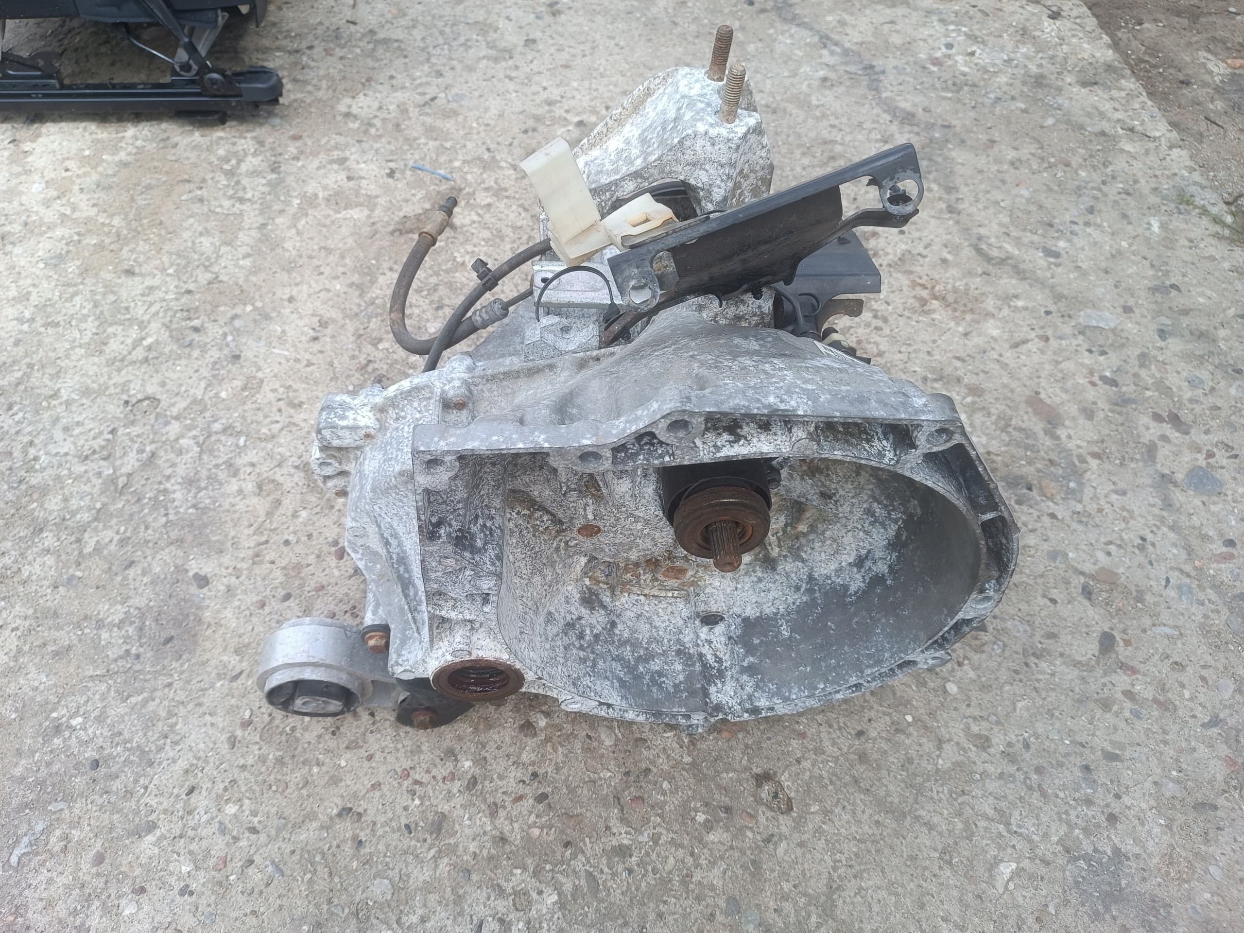 Caja de Cambios 1.0 EcoBoost Ford Fiesta MK8 CA6R7002LBD usado 2