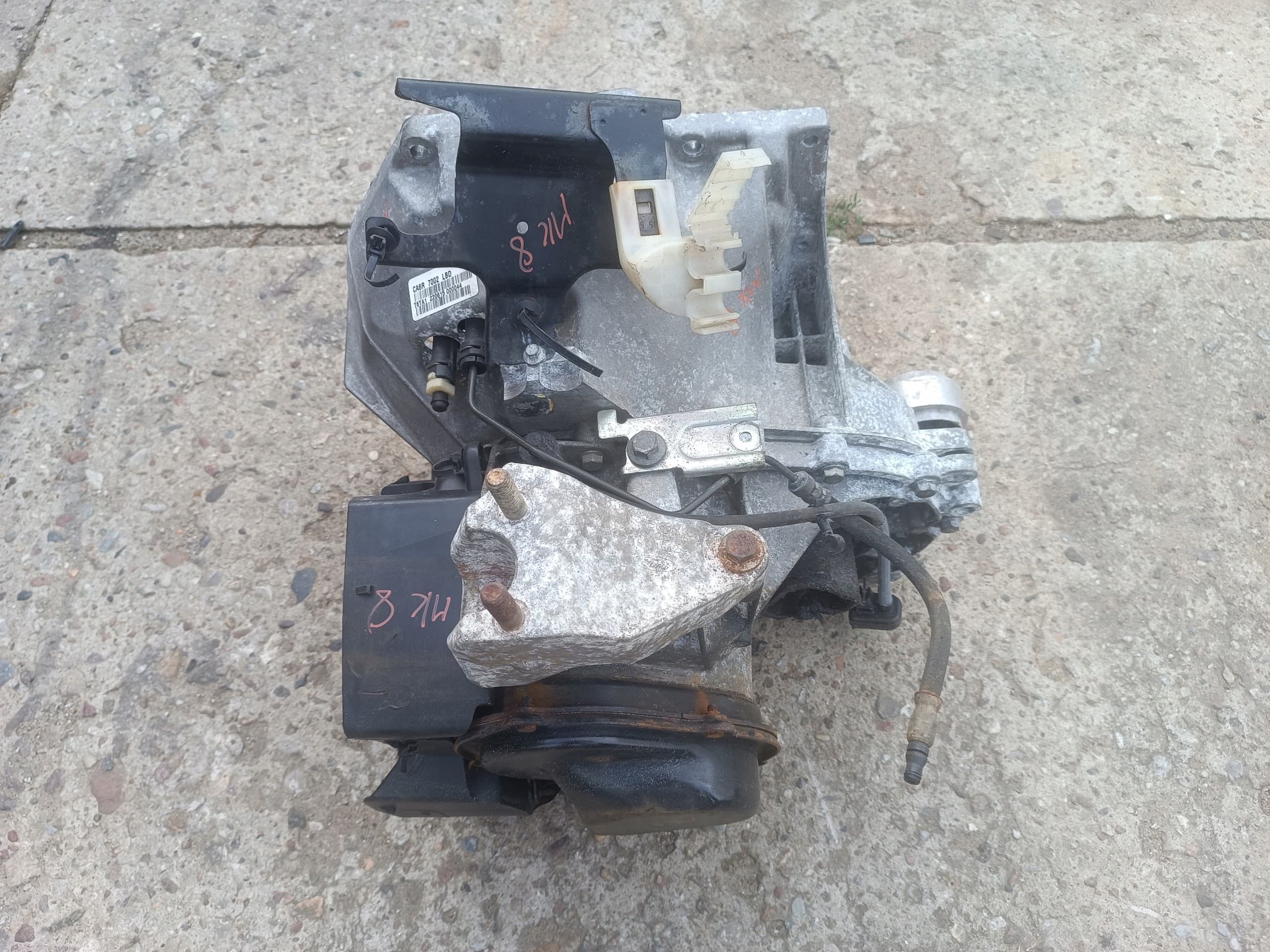 Caja de Cambios 1.0 EcoBoost Ford Fiesta MK8 CA6R7002LBD usado 4