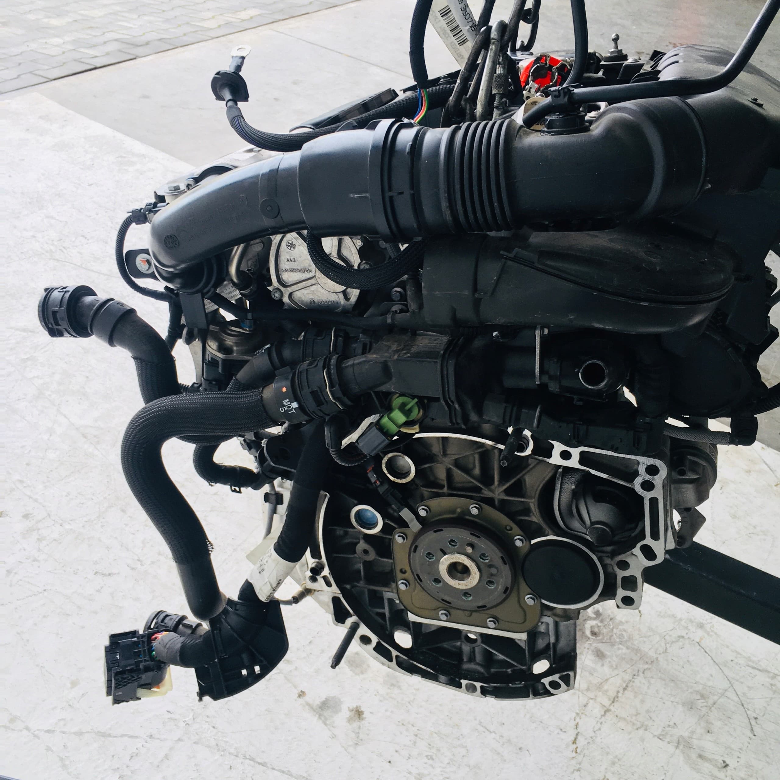 Motor Completo Peugeot Citroën Opel 1.2 Thp 10XVBA HN05 usado 6