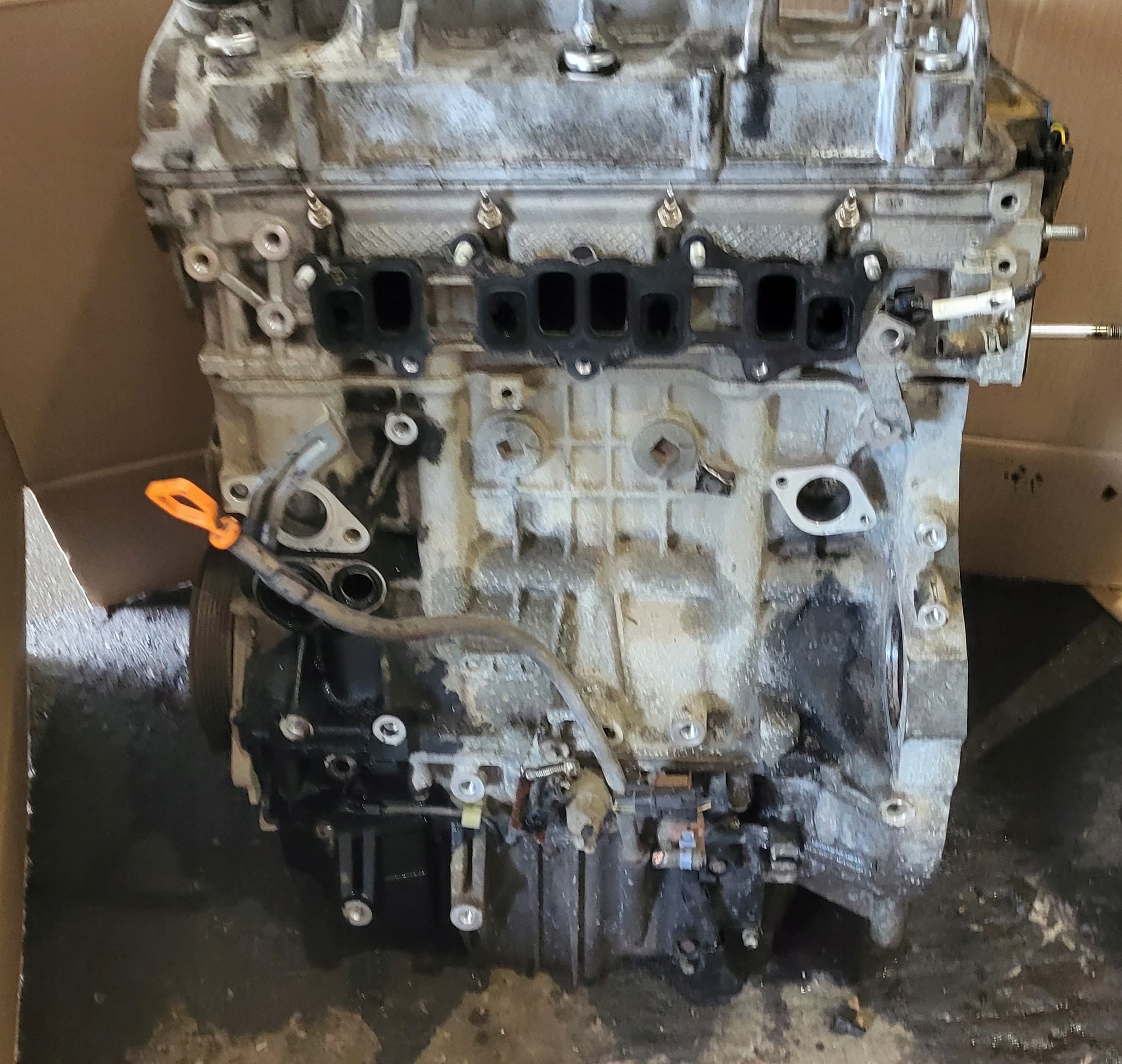 Motor trasero Honda Civic Viii 8 Ufo 2,2 I-Ctdi N22A2 usado 4