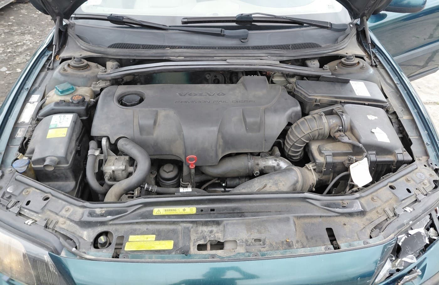Motor Volvo S60 2.4 D D5244T 163 CV Juego Completo usado