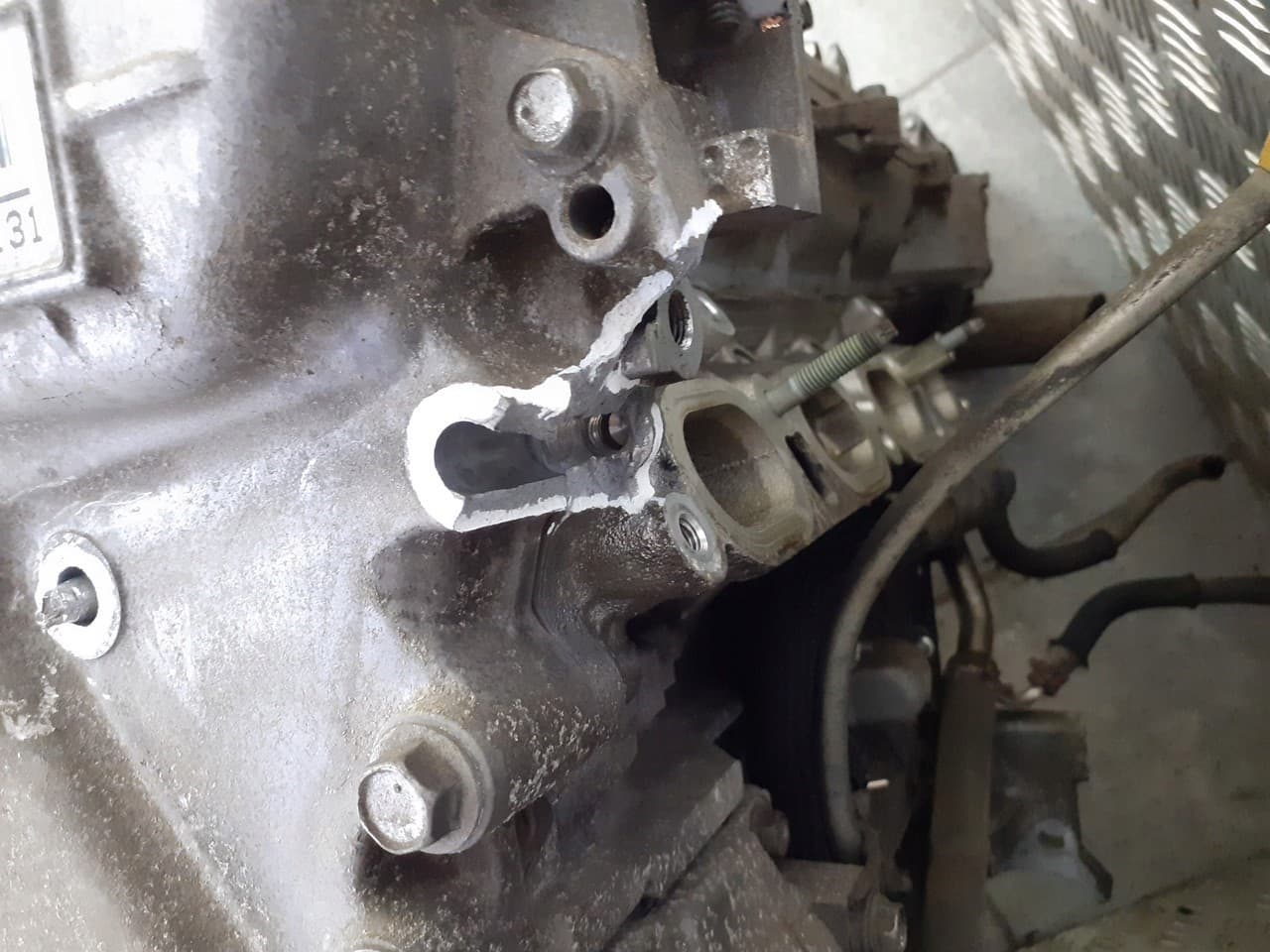 Motor Toyota Avensis T27 1.6 Vvti 1ZR-Fae usado 4
