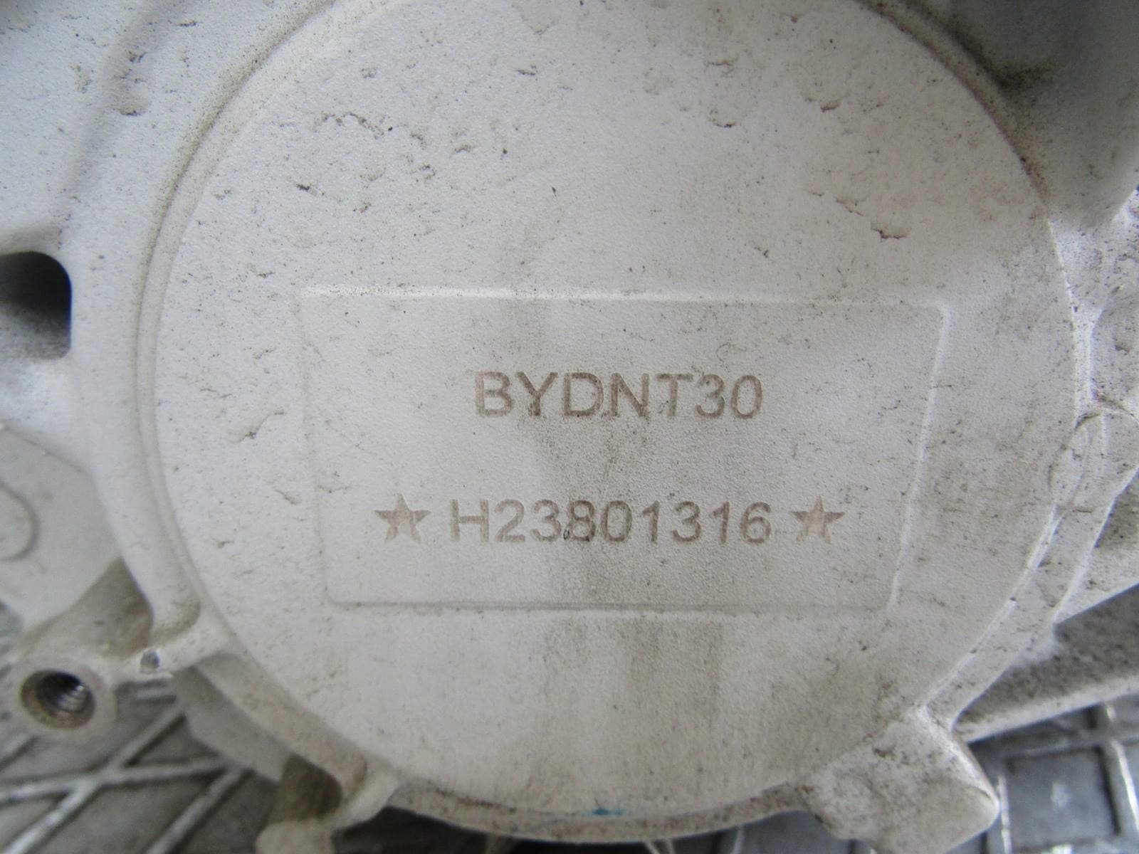 Motor eléctrico Byd Atto 3 25R SC2EM-2104010B usado 7