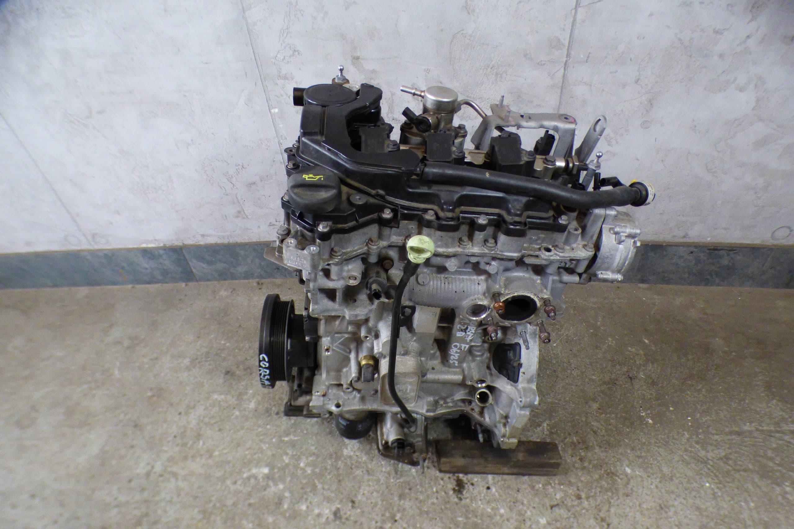 Motor 10XVBB 1.2B Thp para Opel Corsa F y Peugeot usado