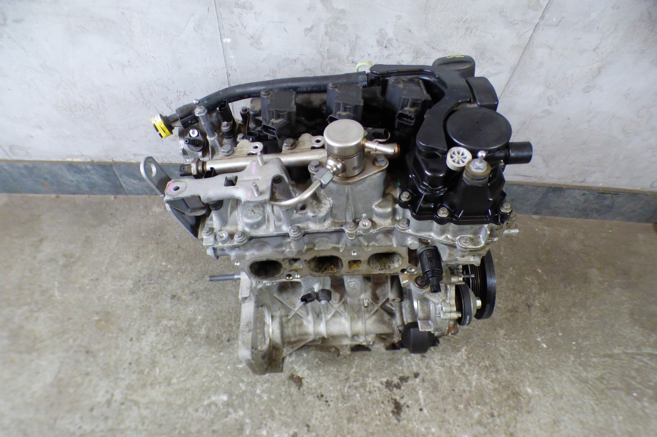 Motor 10XVBB 1.2B Thp para Opel Corsa F y Peugeot usado 5